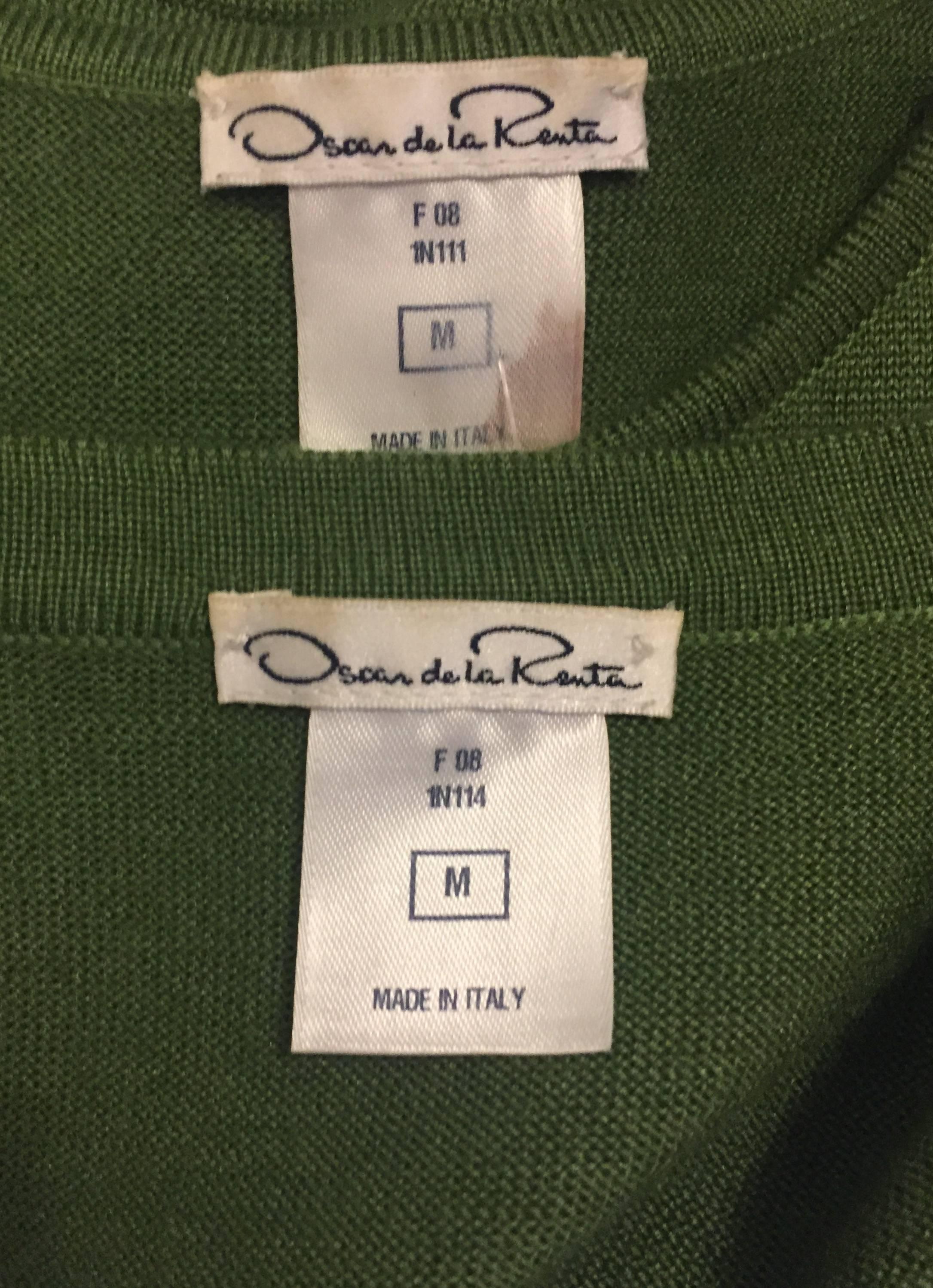 Autumn Green Oscar de la Renta's Knit Cashmere & Silk Twin Set For Sale 1
