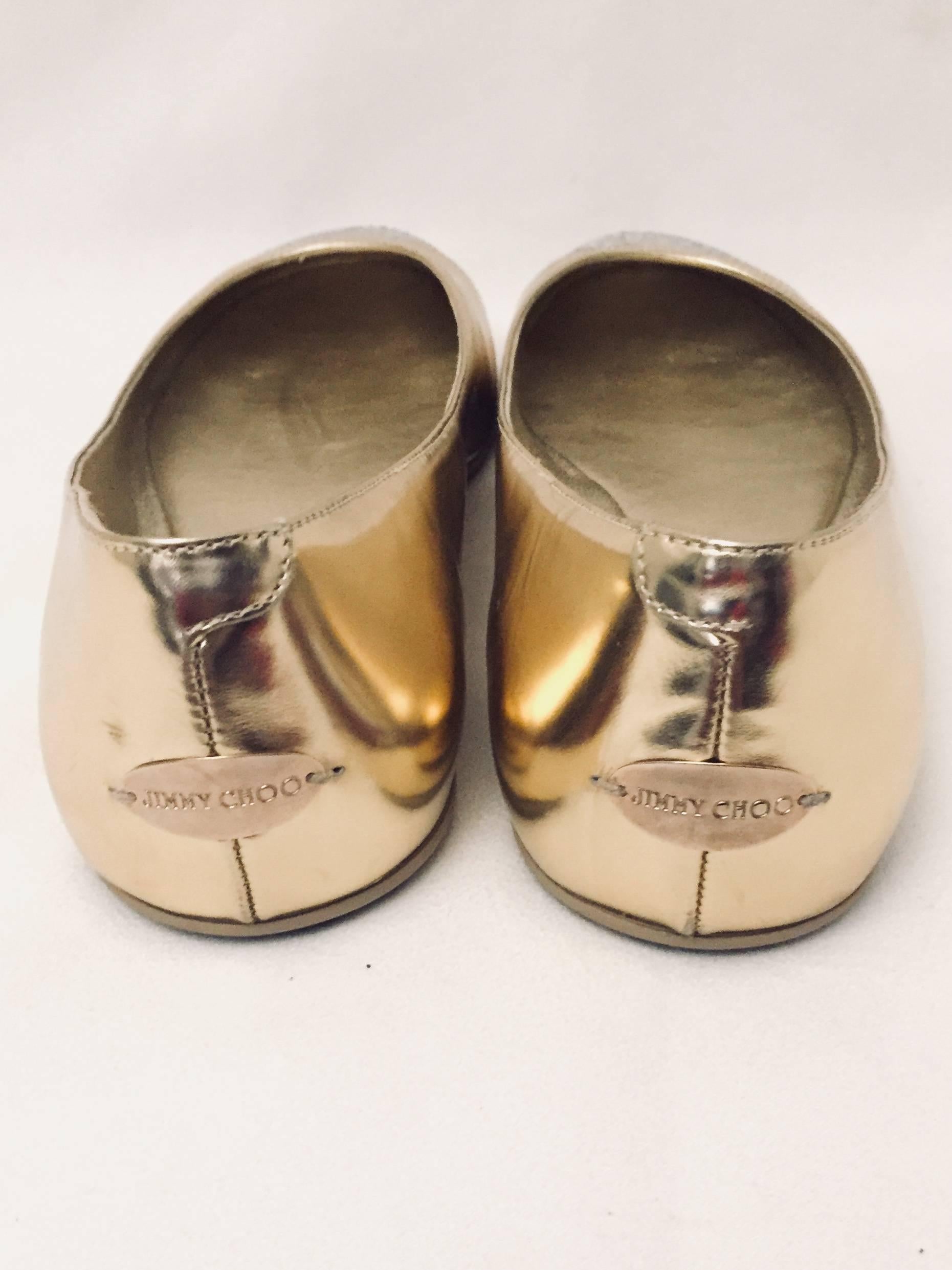 Jimmy Choo Crystal Embellished Cap Toe and Gold Leather Gaze Ballerinas In Excellent Condition For Sale In Palm Beach, FL