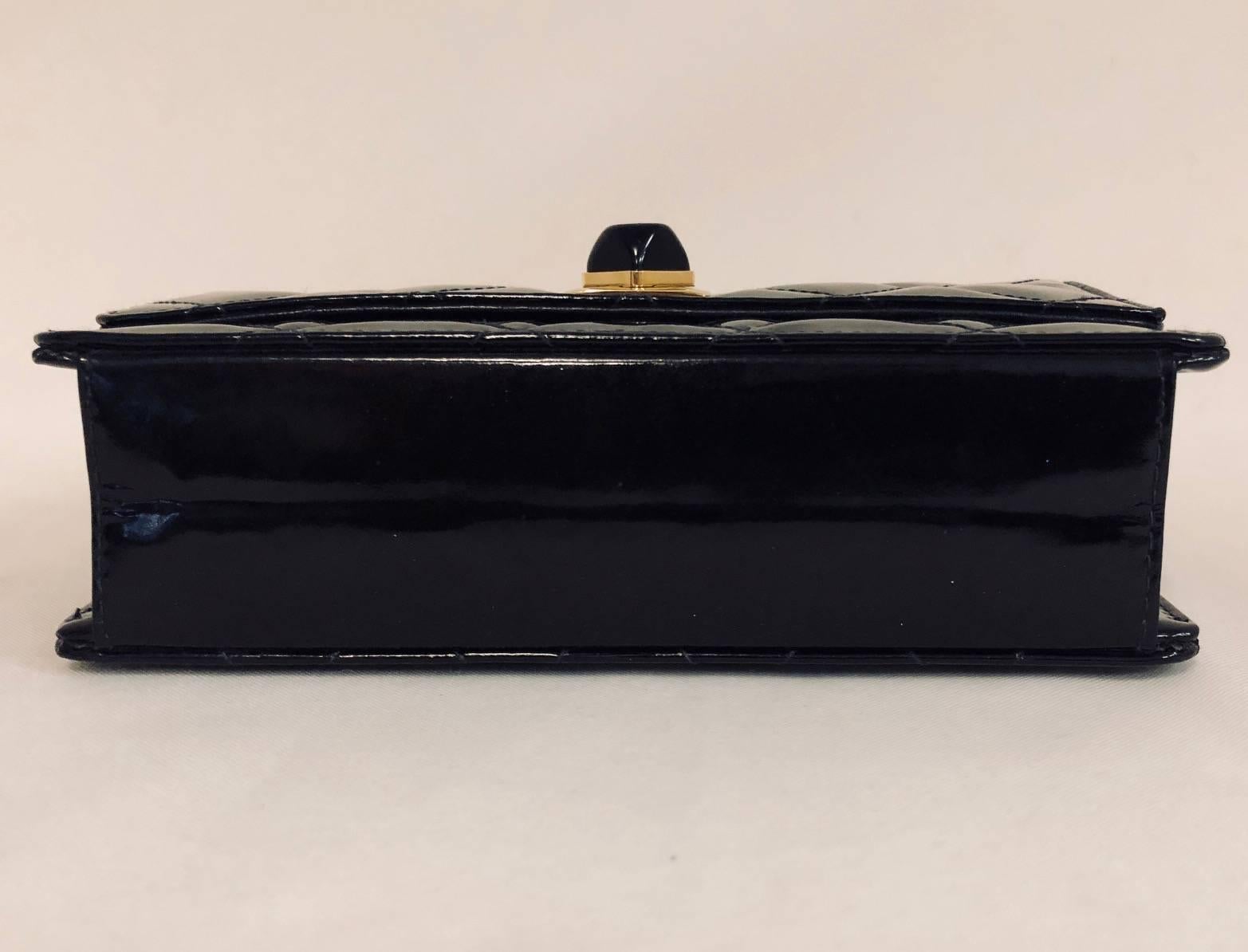 Chanel Black Patent Diamond Quilted Clutch Bag With Gold Tone Hardware, 1990s  2