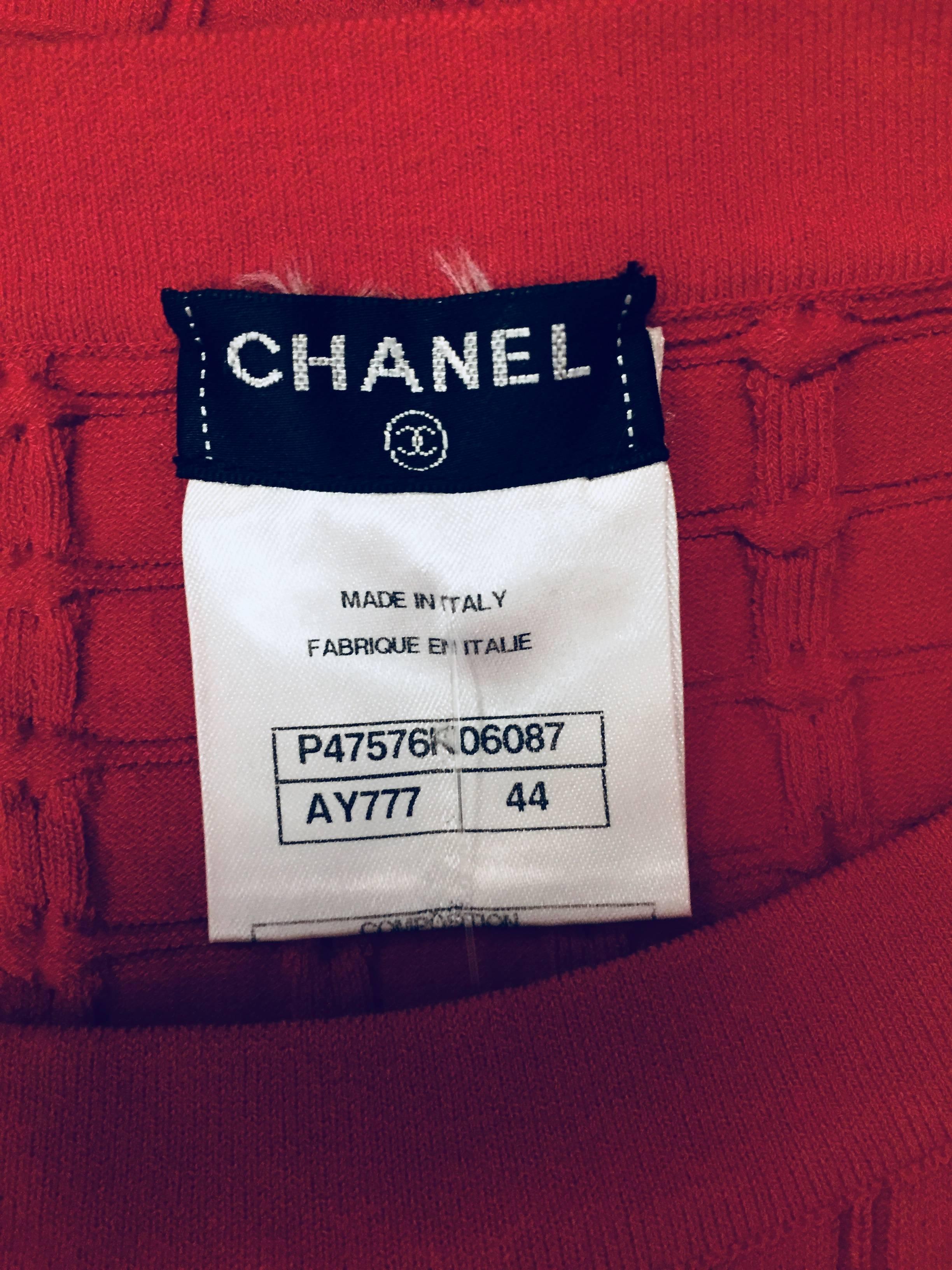 Contemporary Chanel Red Cotton Blend Casual Dress W 2 Bucket Pockets For Sale 1
