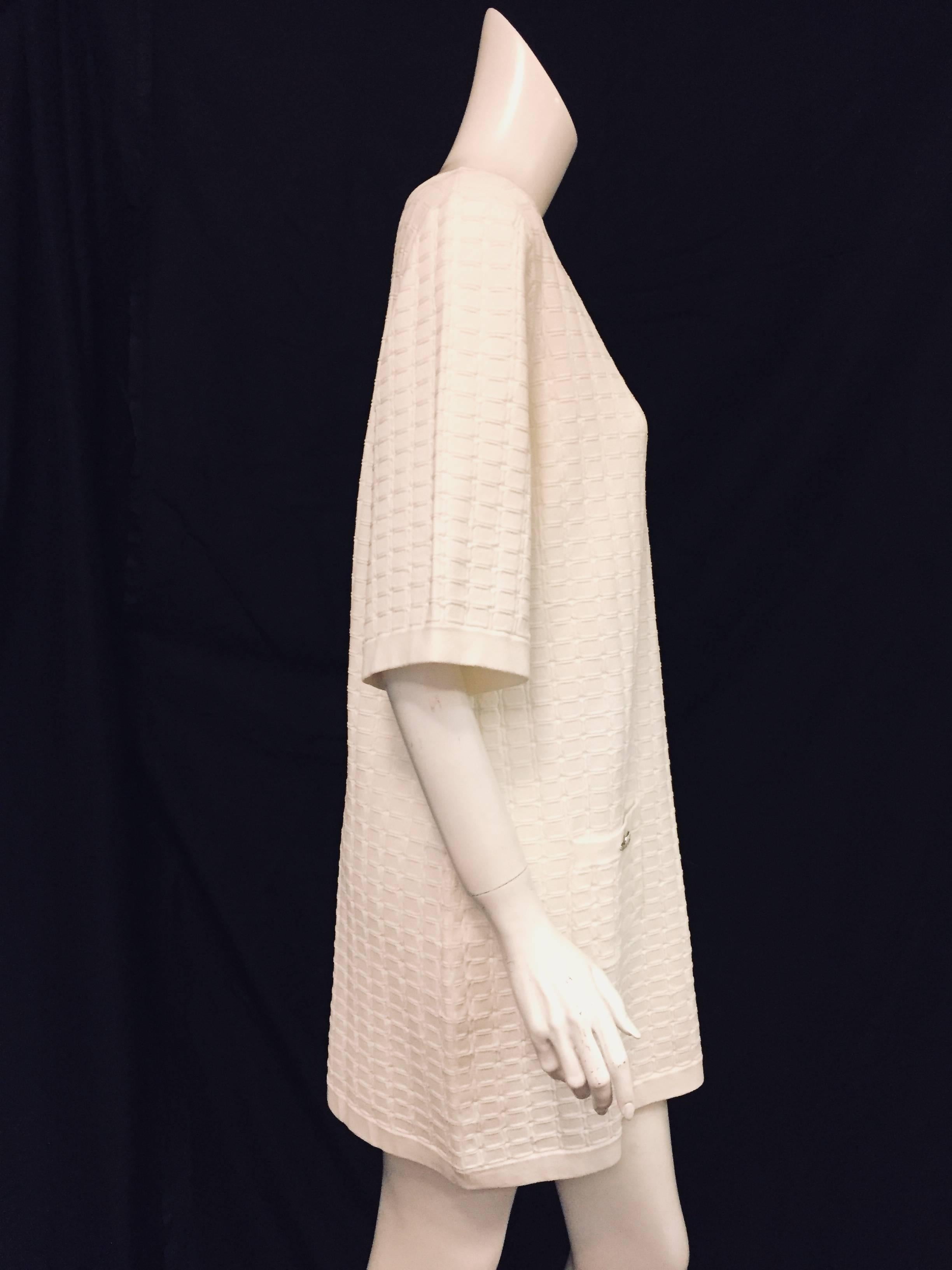 Chanel Cruise Collection White Cotton Blend Dress In Excellent Condition In Palm Beach, FL