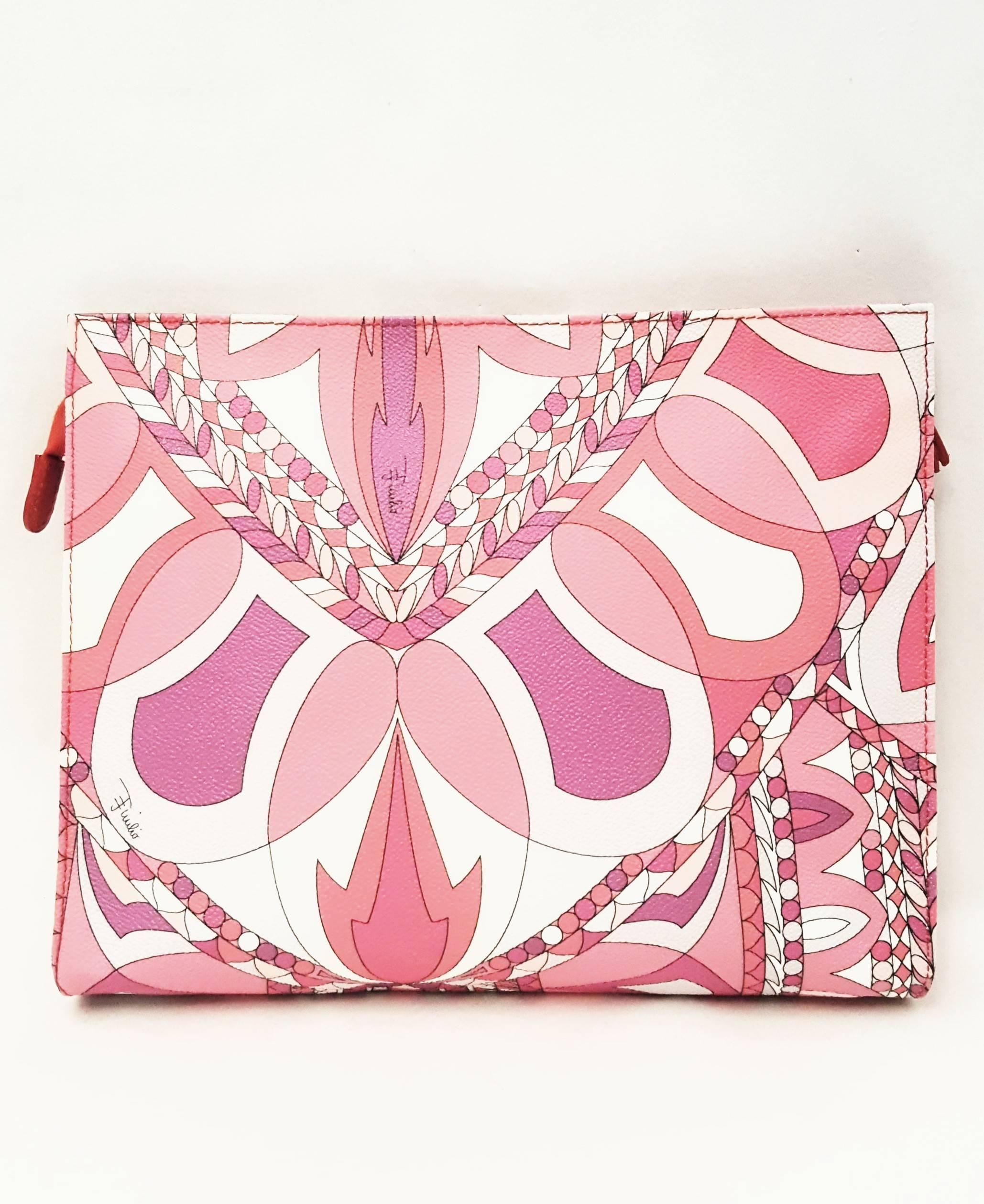 Emilio Pucci Pink Geometric Print  Design Clutch Bag with Top Zippered Closure In Excellent Condition In Palm Beach, FL