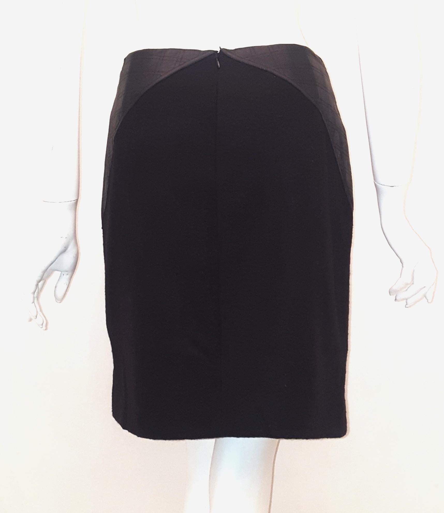 Chanel Black Wool Skirt W/ Leather Trim At Hip & Front of Skirt  In Excellent Condition In Palm Beach, FL