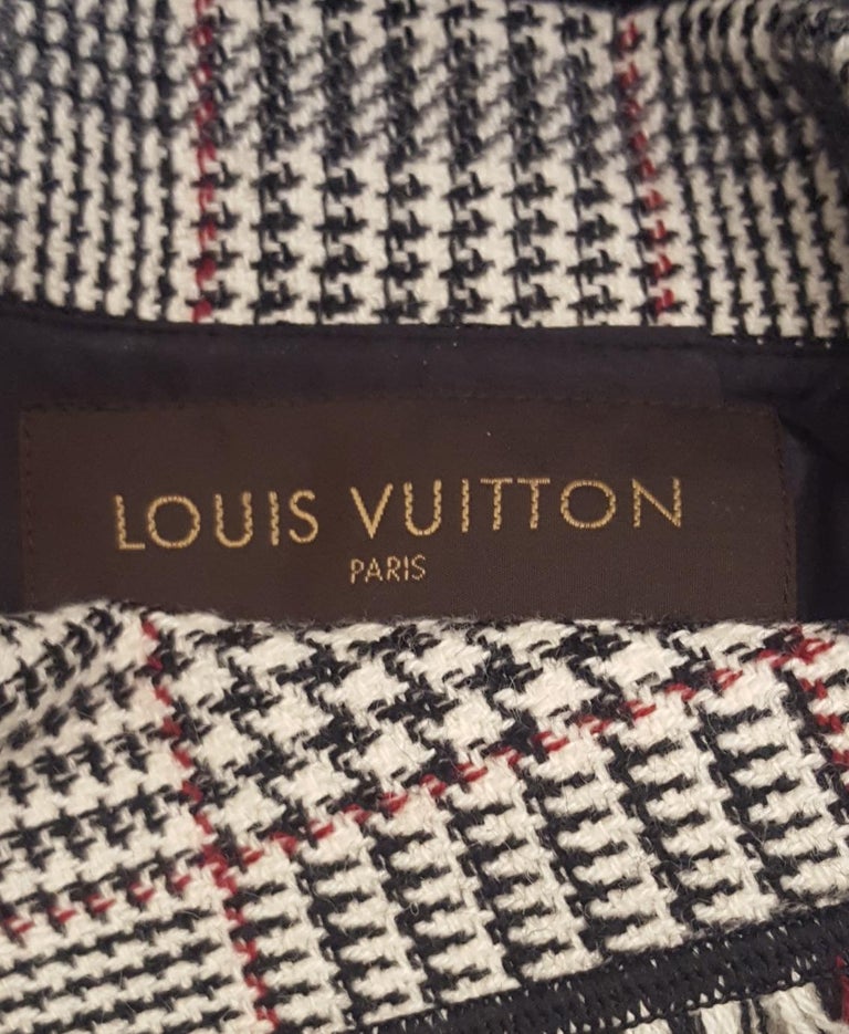 Louis Vuitton Black and Beige RunwayTweed Skirt Suit with Fringe Border ...