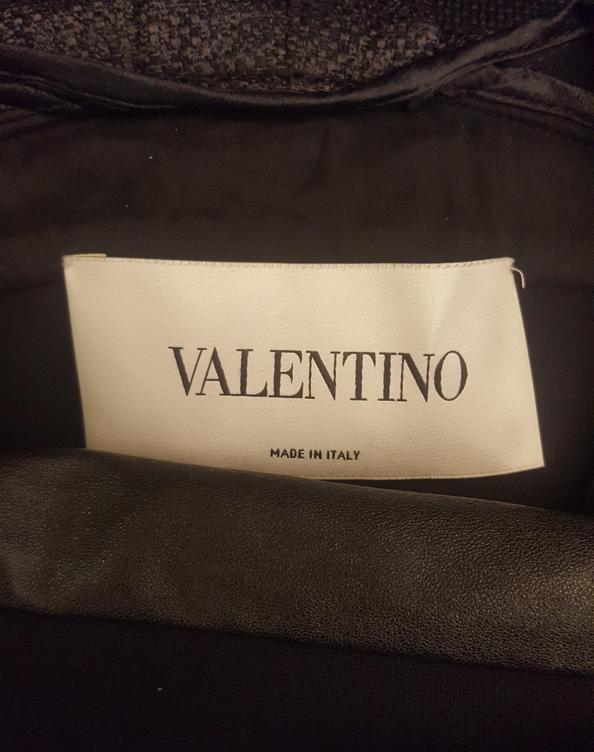 Valentino Black Wool & Silk Ruffle Jacket W/Lambskin Leather Sleeves Size 10 US In Excellent Condition For Sale In Palm Beach, FL