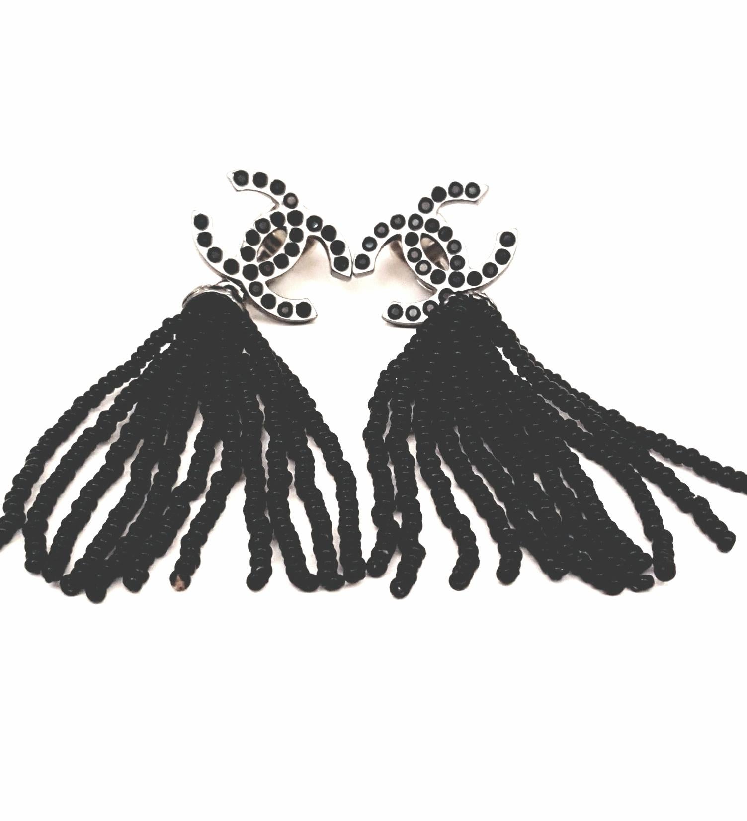 Contemporary 2002 Chanel CC Gripoix Logo Top Multi Onyx Bead Strands Dangle Earrings