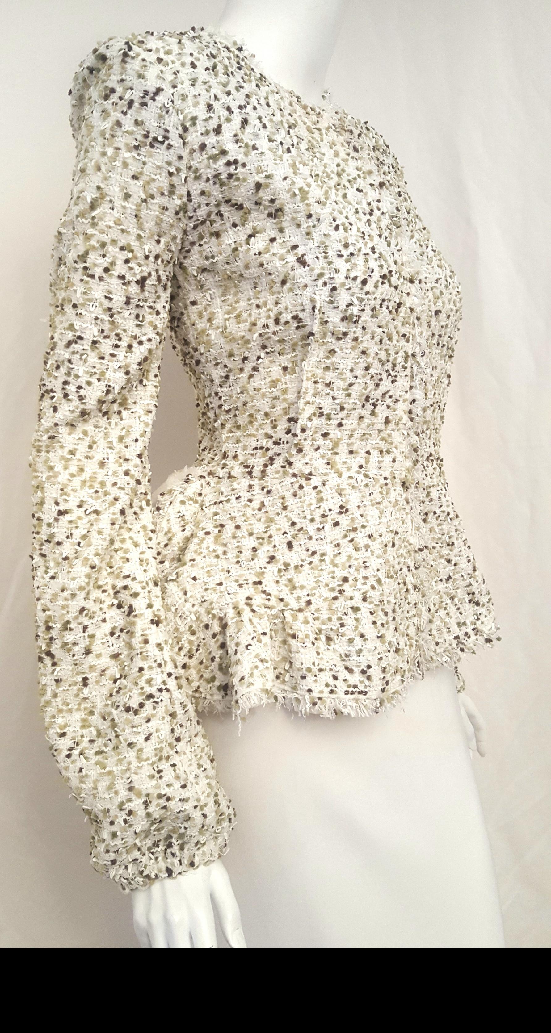 Giambattista Valli White & Green Cotton Tweed Fringe Jacket In Excellent Condition In Palm Beach, FL