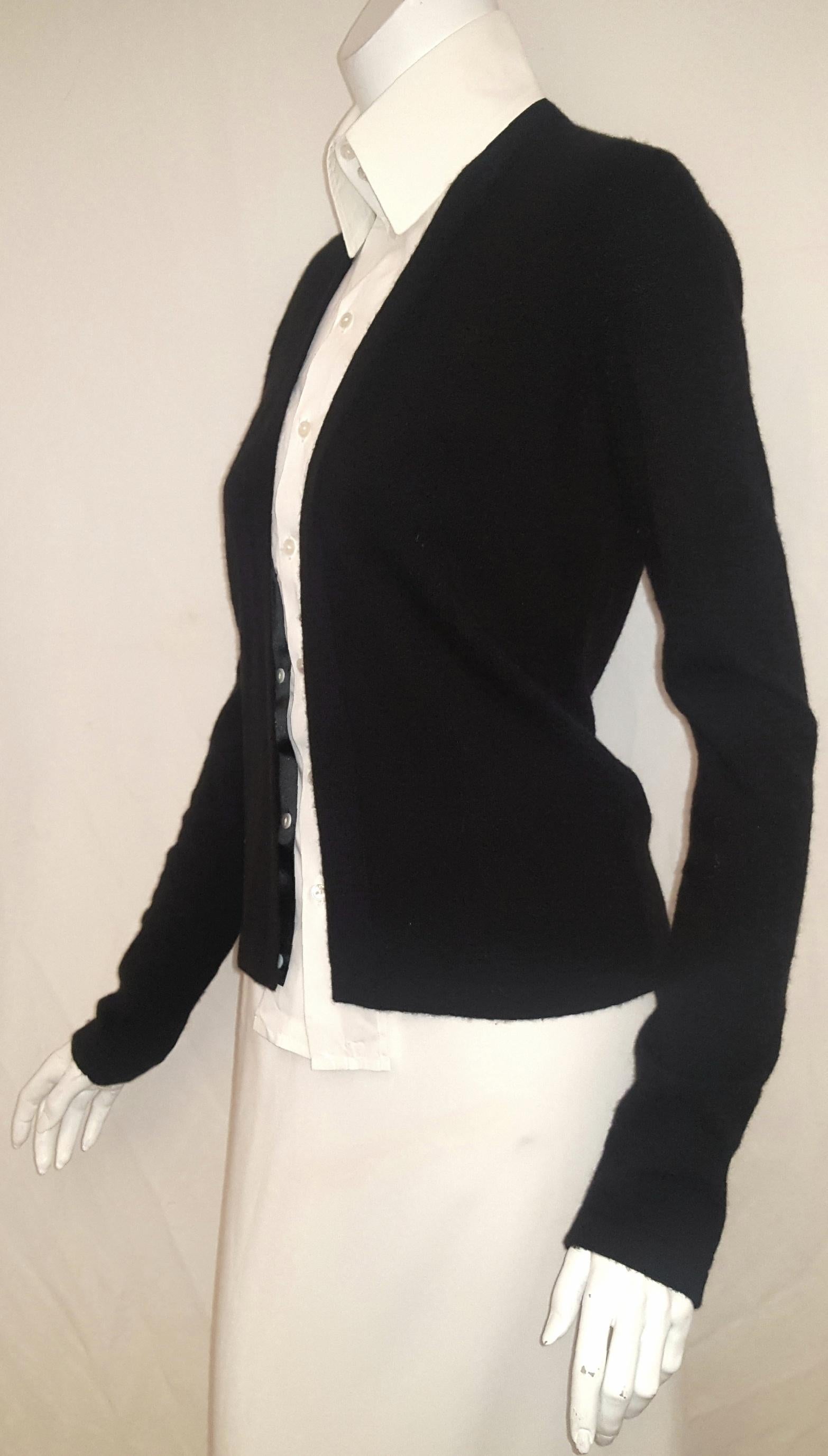 Women's Chanel Black Cashmere Cardigan W/ Detachable Cotton Blouse '04 Fall Runway 40 For Sale