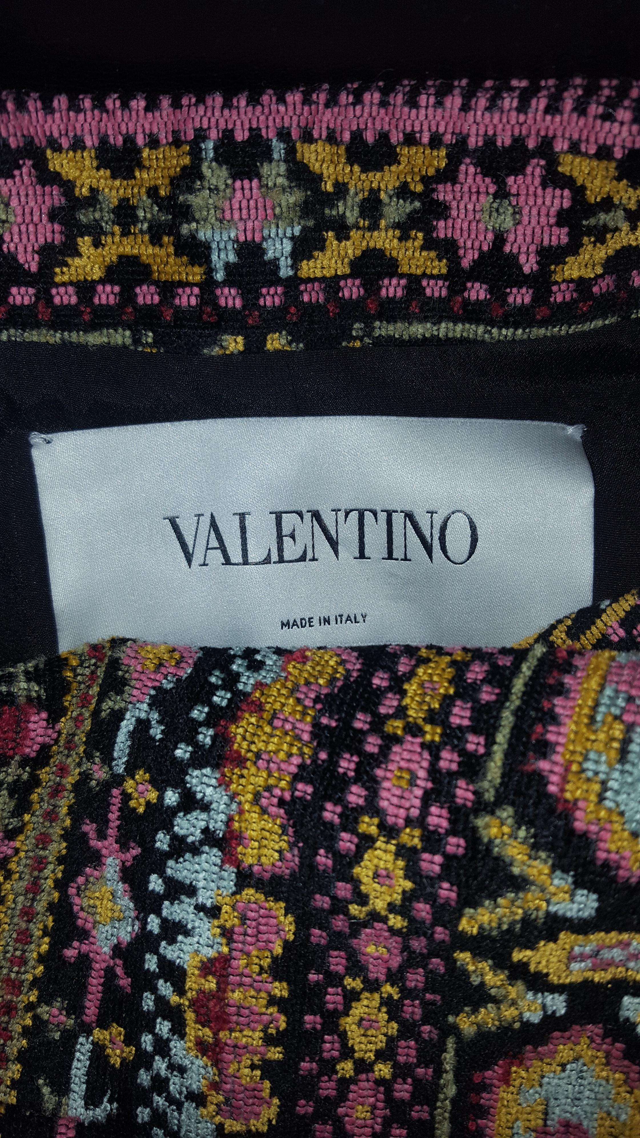 Women's Valentino Tapestry Pattern 2012/13 Runway Collection Long Coat Size 10 US For Sale