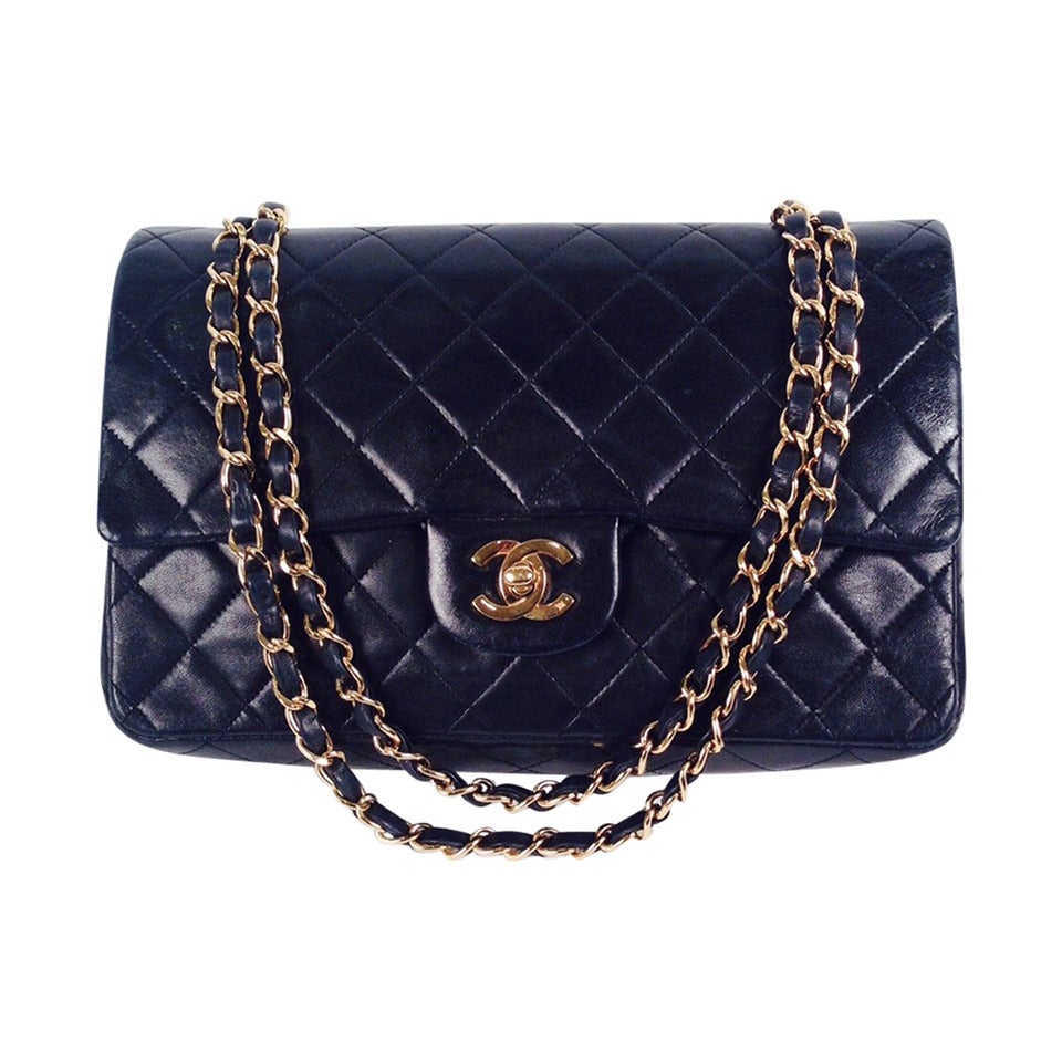 Vintage Chanel Black 2.55 Bag Medium For Sale