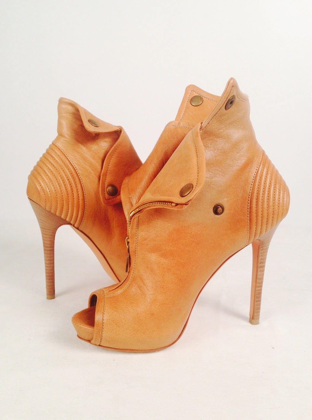 Alexander McQueen Faithful Boot In Excellent Condition In Palm Beach, FL