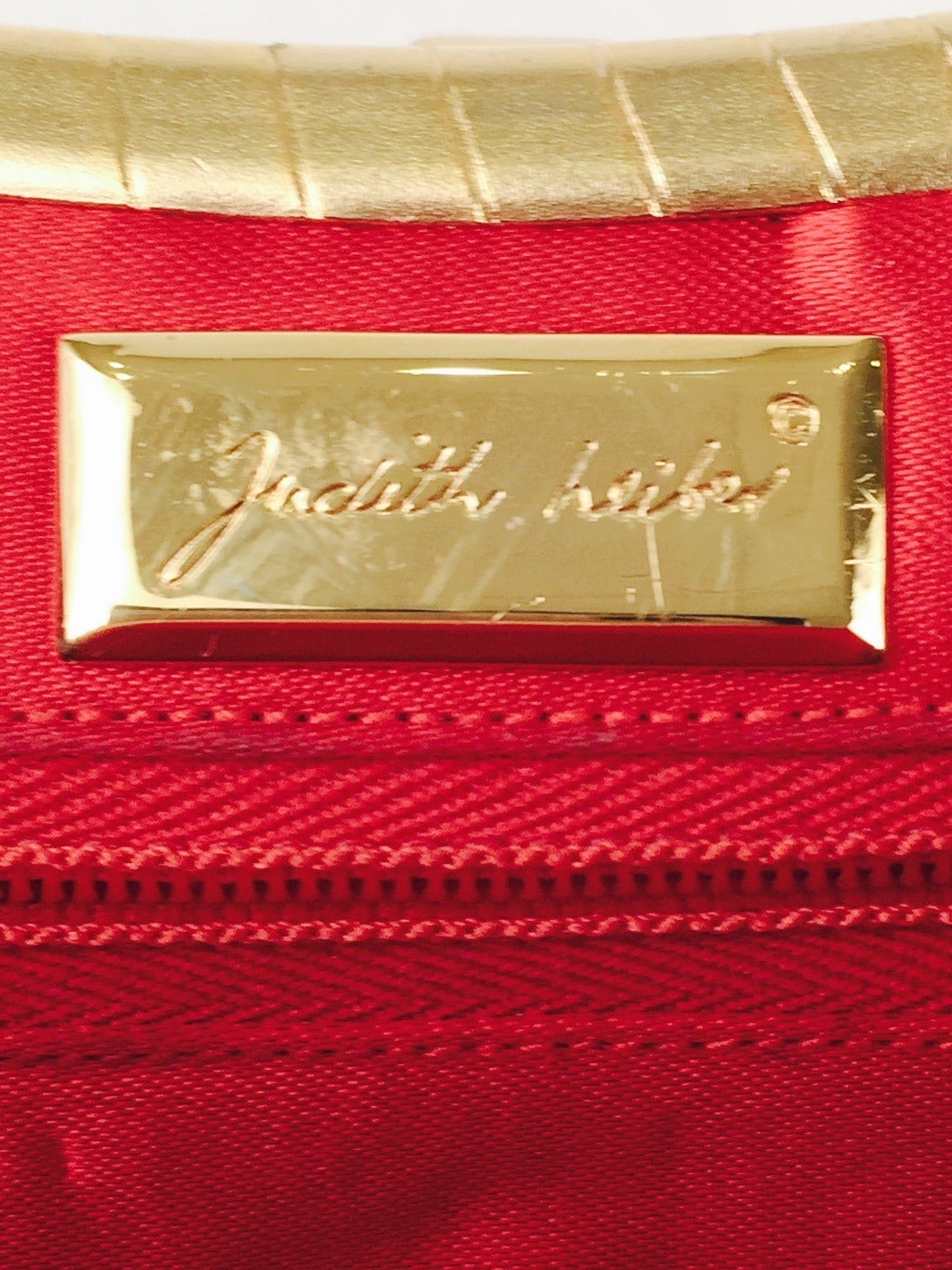 Judith Leiber Red Snakeskin Evening Bag With Jeweled Clasp For Sale 2