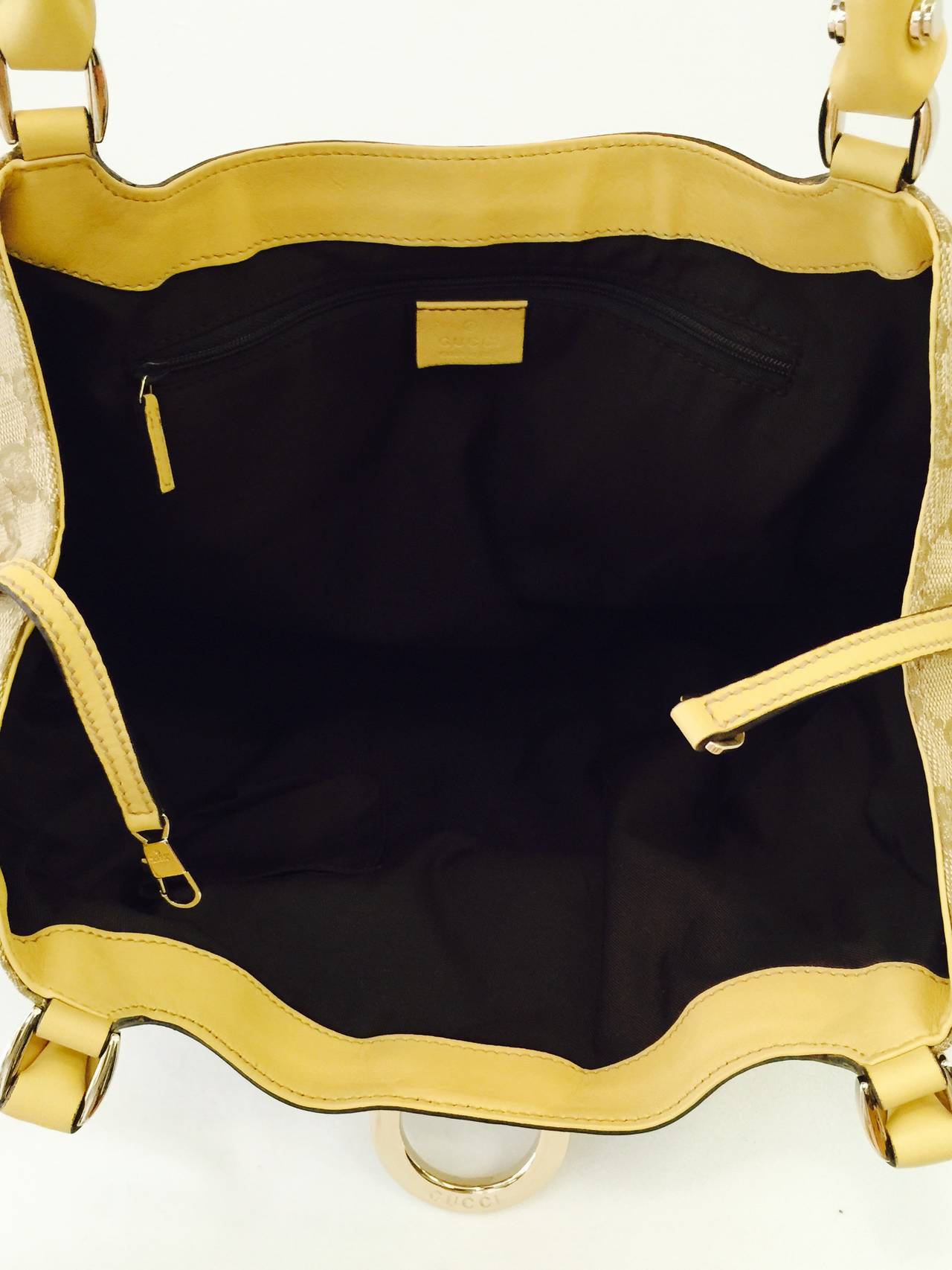 Women's New Gucci D Gold Large Shoulder Bag For Sale