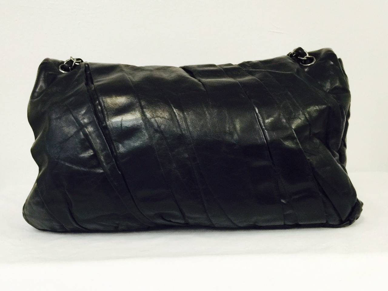 Women's 2009 Chanel Pleated Maxi Bag With Ruthenium Hardware For Sale