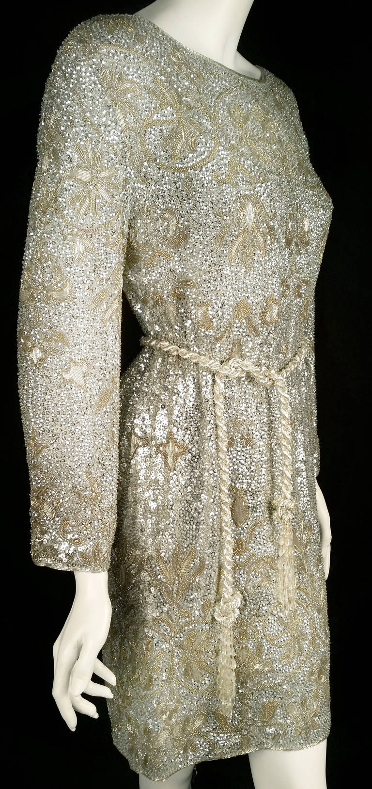 Marchesa Embellished/Embroidered Cocktail Tunic Dress With Belt In Excellent Condition For Sale In Palm Beach, FL