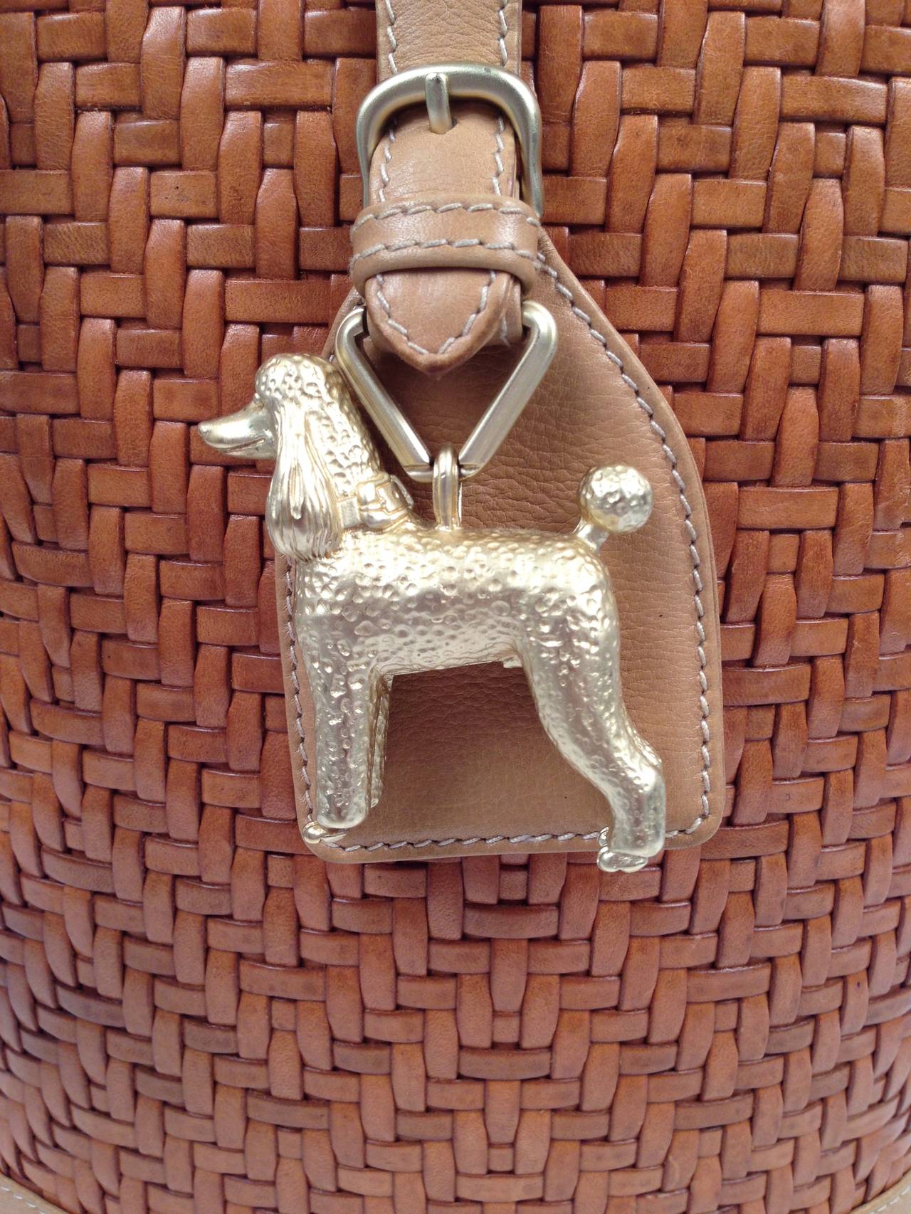 Kieselstein-Cord Carmel Woven Leather Shoulder Bag With Poodle Charm 4