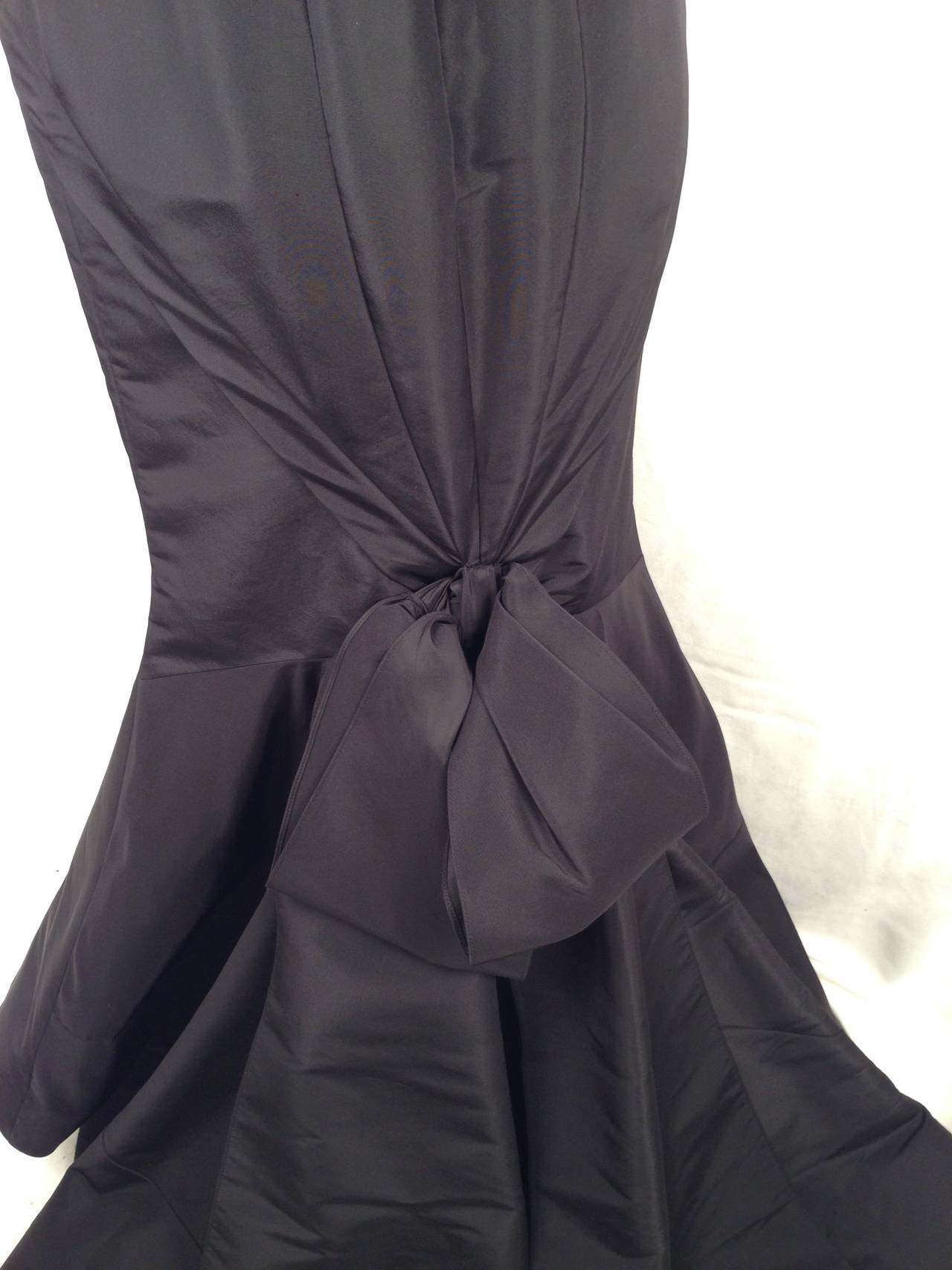 Oscar de la Renta Black Silk Faille Ball Gown For Sale 1