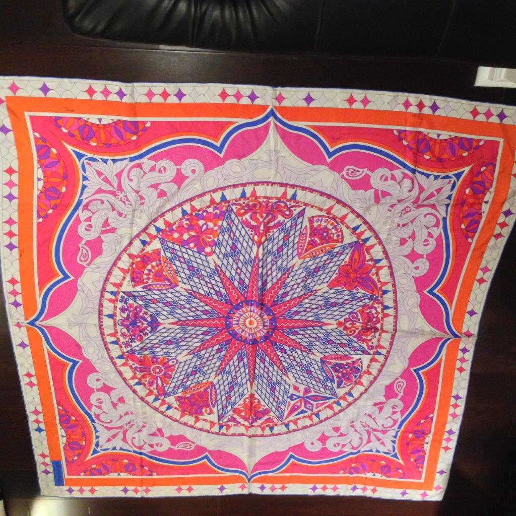 Pucci 100% Silk Starburst Pattern Oversized Scarf For Sale 6