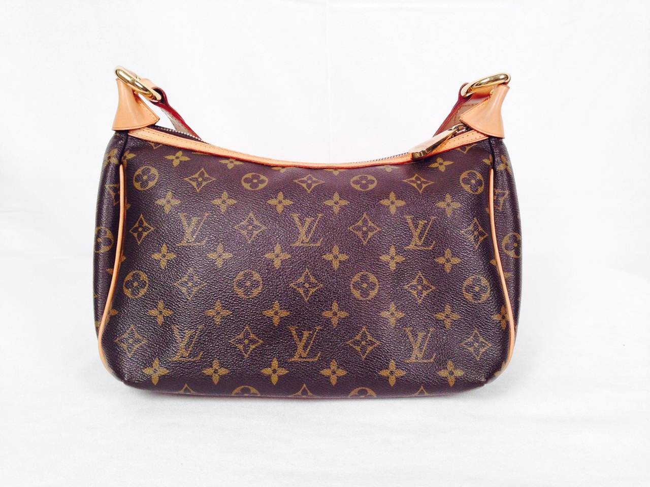 The largest member of the Tikal line has just arrived!  Triangular in shape, this Louis Vuitton Monogram Canvas Tikal GM will quickly become your favorite 