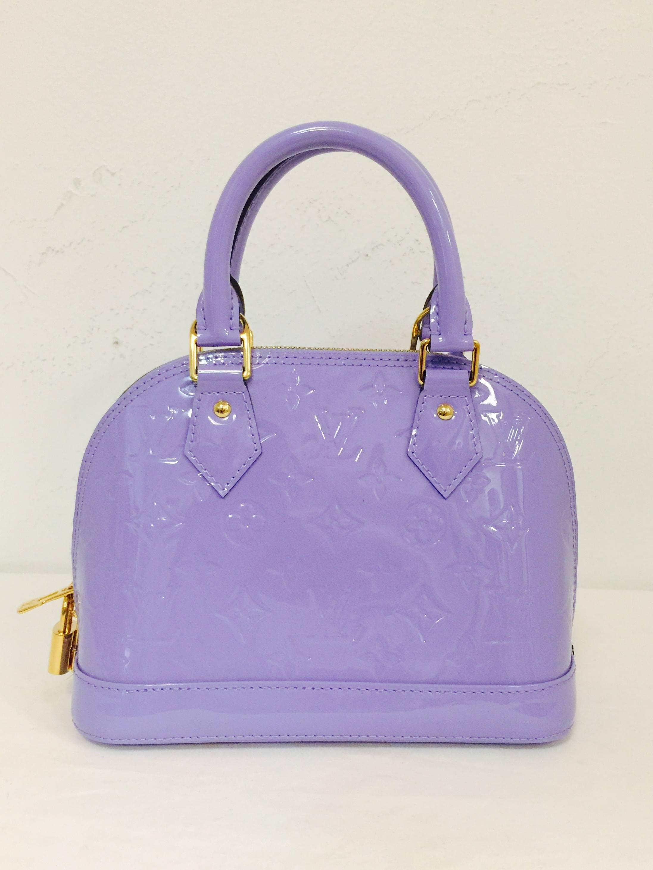 Women's Louis Vuitton 2014 Spring Limited Edition Vernis Alma BB MV Lilias Bag   For Sale