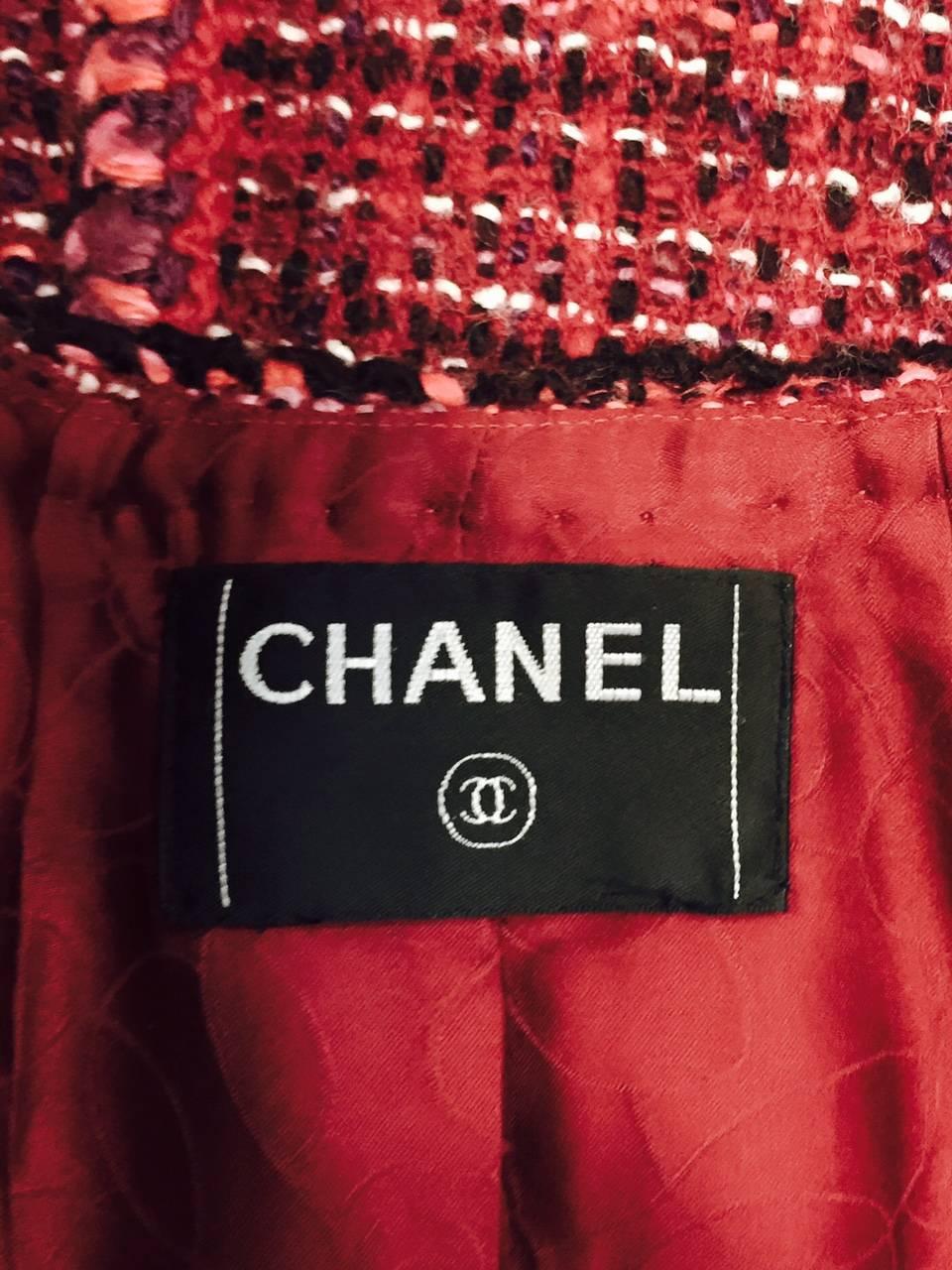 Chanel Fall Cranberry Tweed Jacket  In Excellent Condition For Sale In Palm Beach, FL