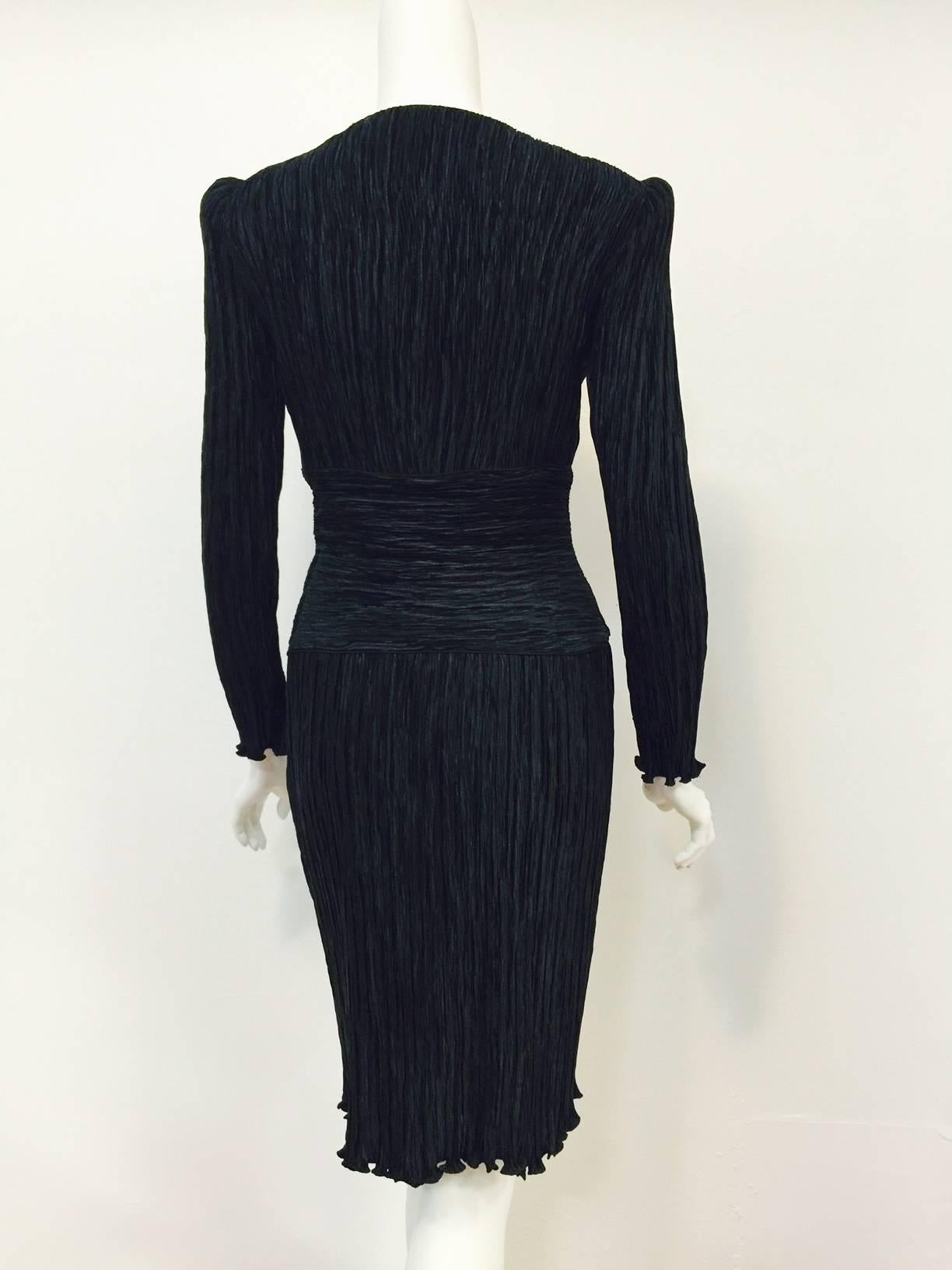 Vintage Mary McFadden Couture Black Marii Pleated Long Sleeve Cocktail Dress  In Excellent Condition For Sale In Palm Beach, FL