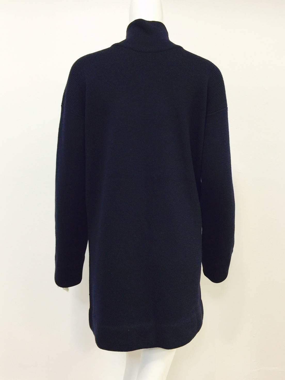 Chanel Navy Blue Wool Varsity Pullover Sweater Dress With Ivory Logo Patch In Excellent Condition For Sale In Palm Beach, FL