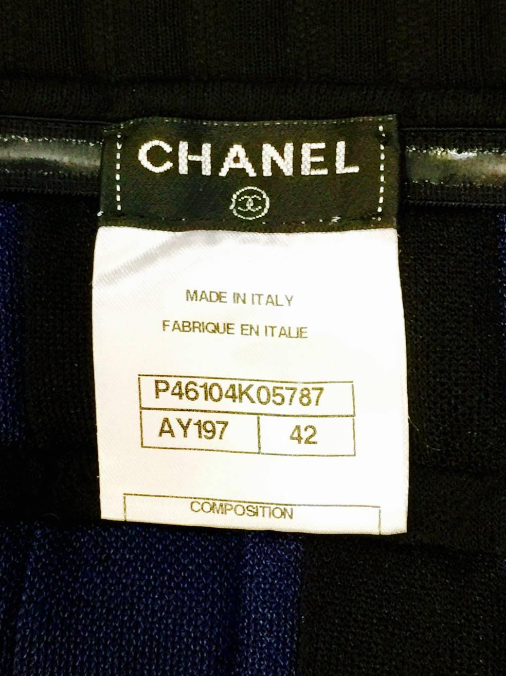 Women's Chanel Black, Royal Blue Colorblocked Quilted A-Line Skirt With Sheer Hem 42 EU For Sale