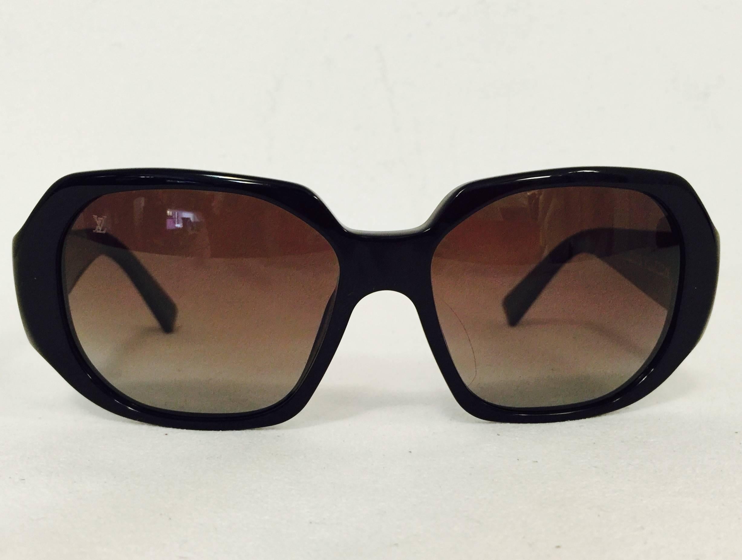 Obsession Sunglasses GM are a must for any connoisseur of all things 