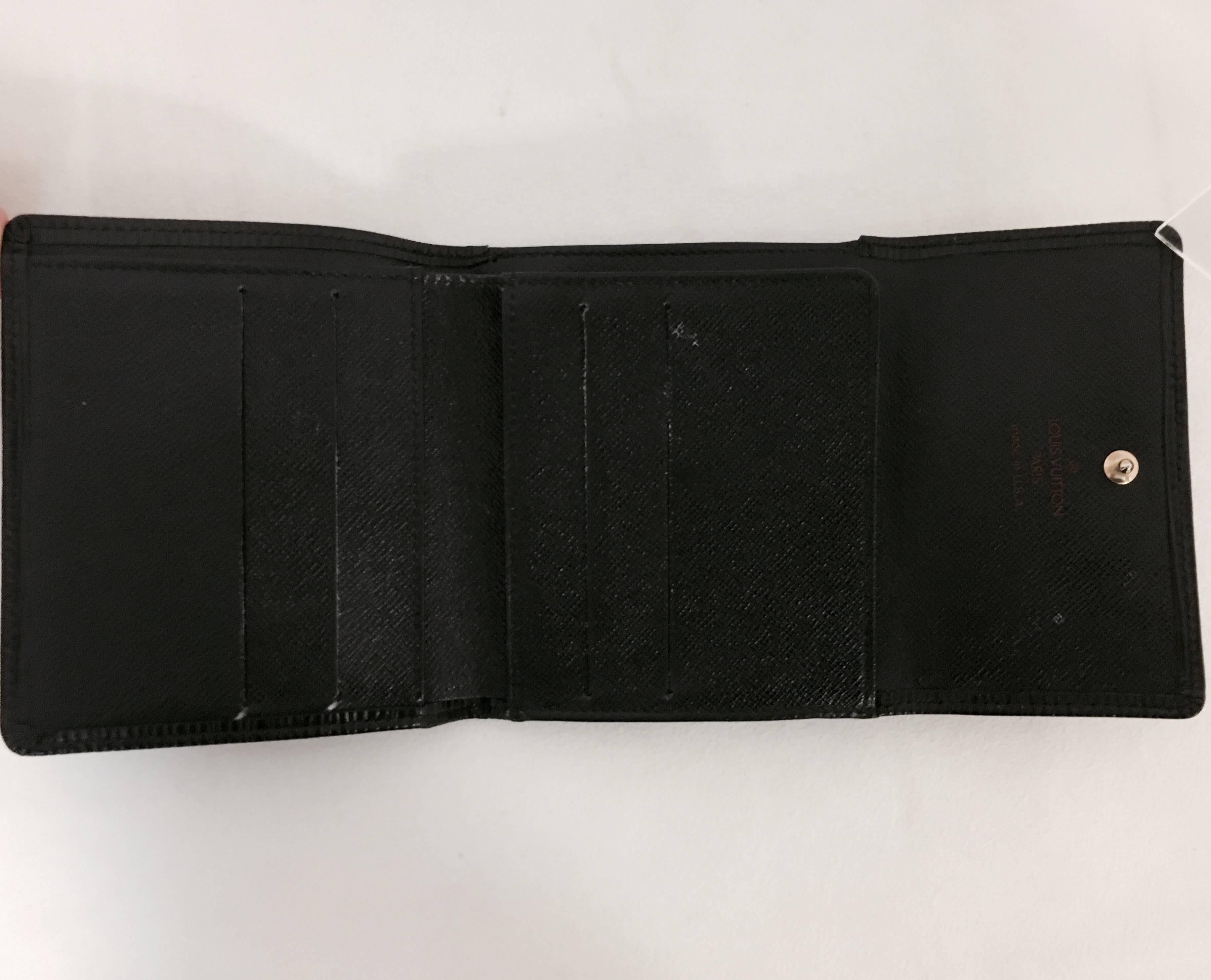 Louis Vuitton Black Epi Leather Elise Wallet Excellent Condition  In Excellent Condition In Palm Beach, FL