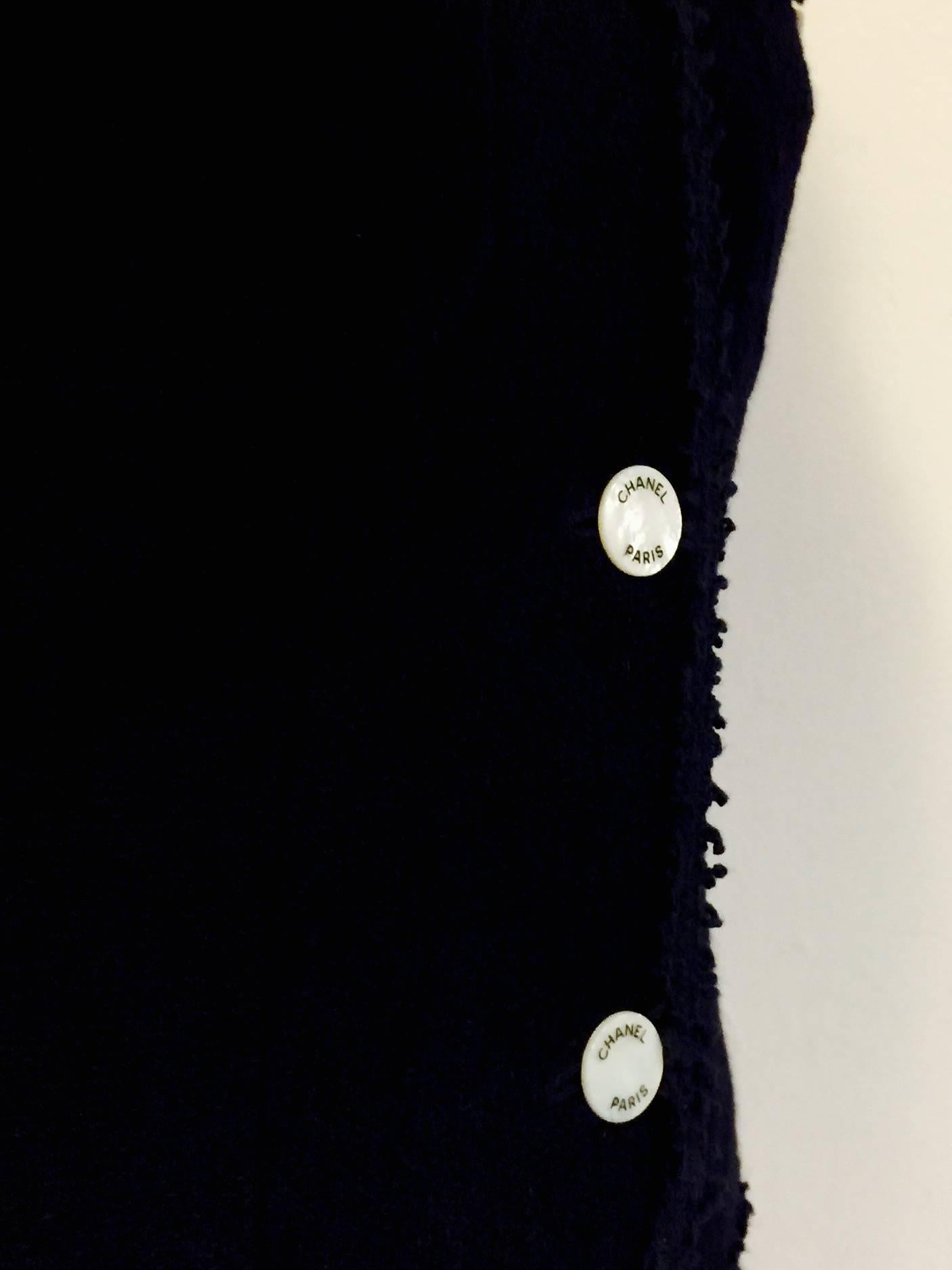 Chanel Boutique Black Wool Boucle Jacket W Signature Mother of Pearl Buttons  In Excellent Condition In Palm Beach, FL