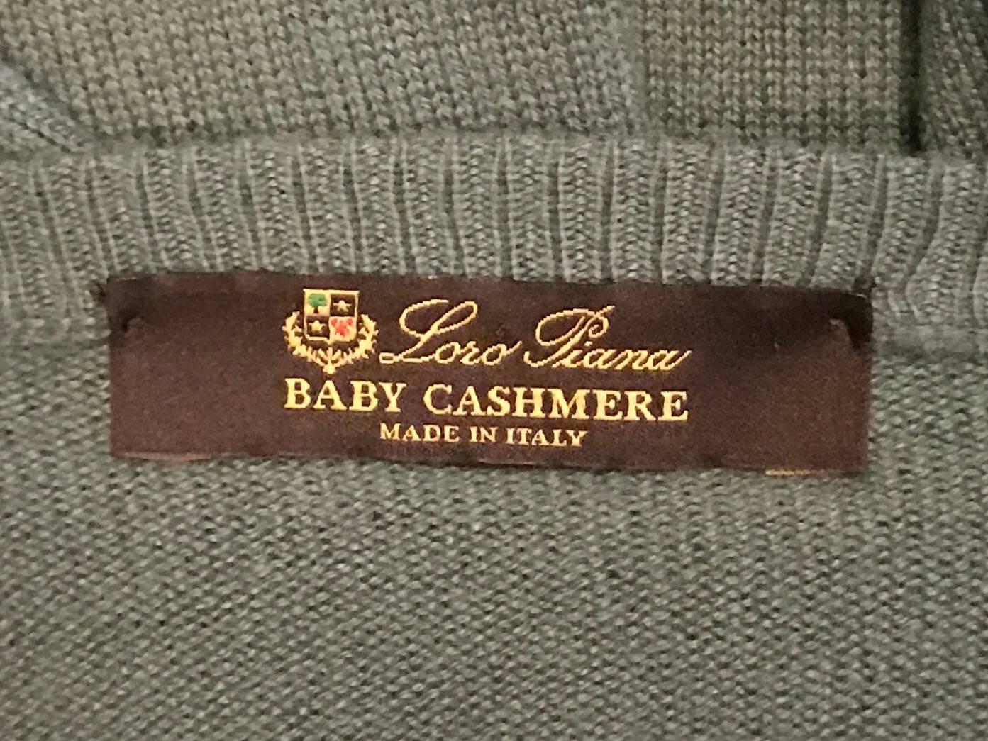 Women's or Men's Men's Loro Piana Baby Cashmere V Neck Pullover in Soft Teal