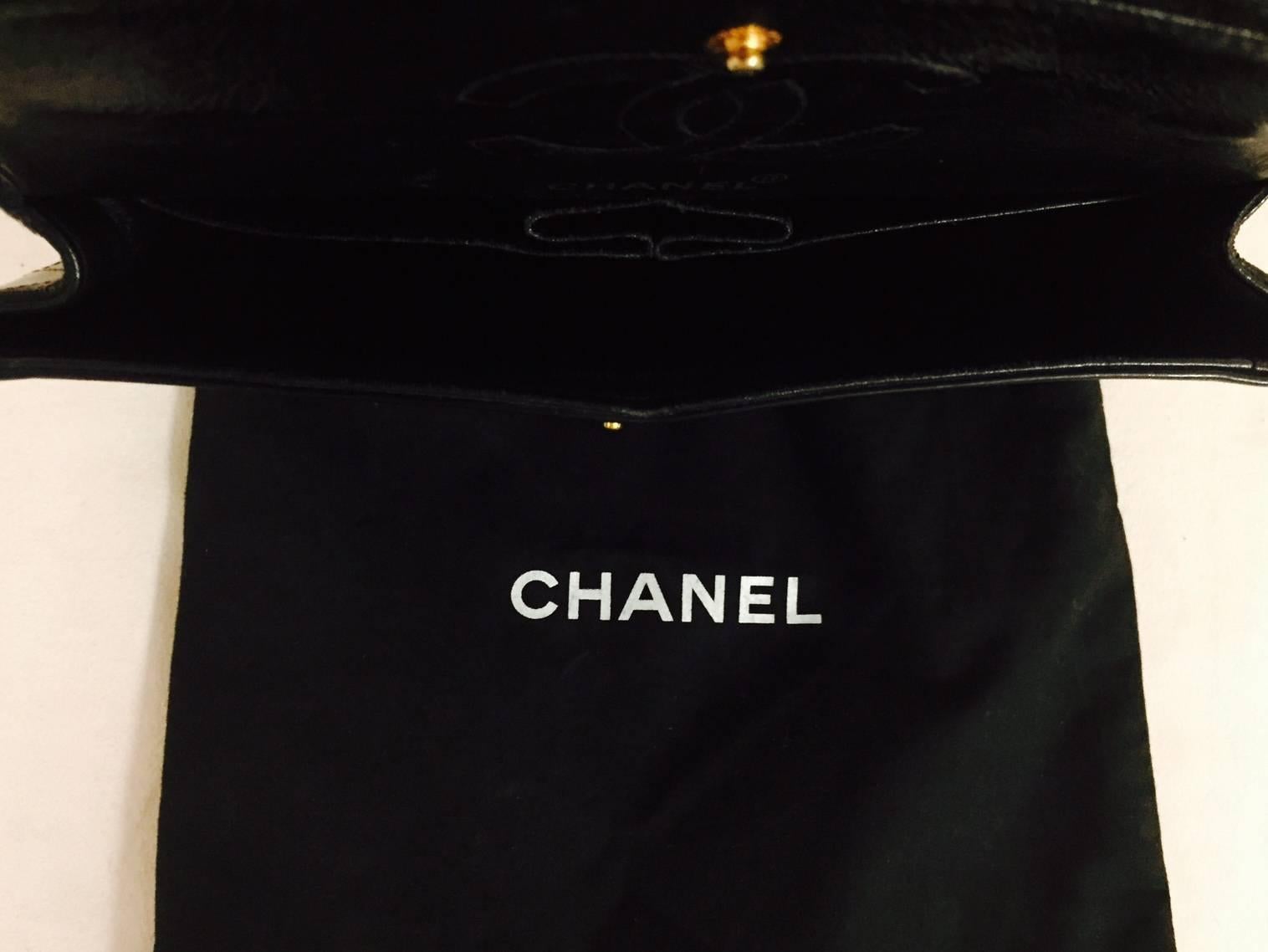 Chanel Black Patent Classic Flap Bag Small-Gold Tone Hardware No. 3960312 1