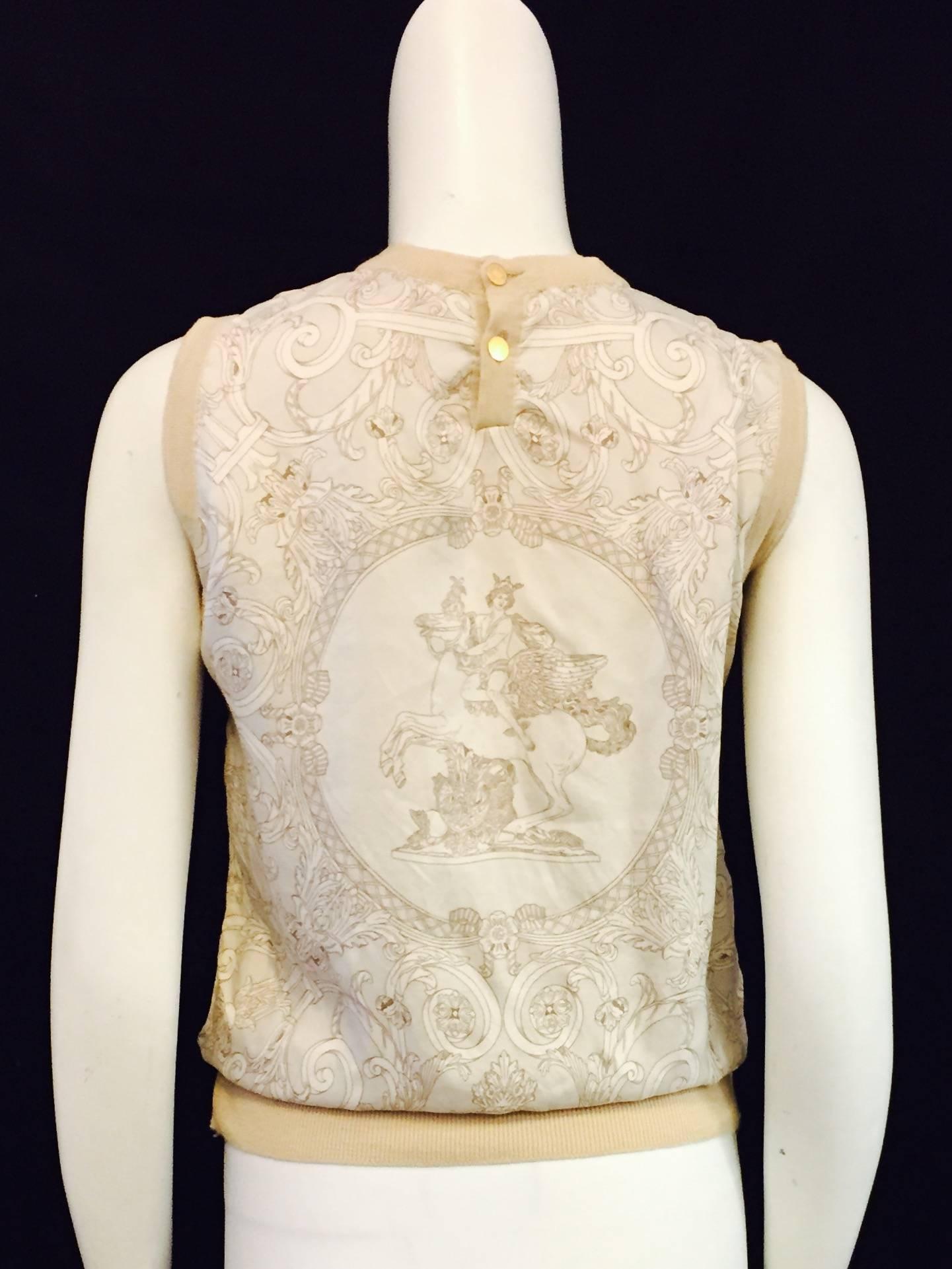 Women's Hermès Tan Silk Hermès on Pegasus Print Sleeveless Top With Banded Trim  For Sale