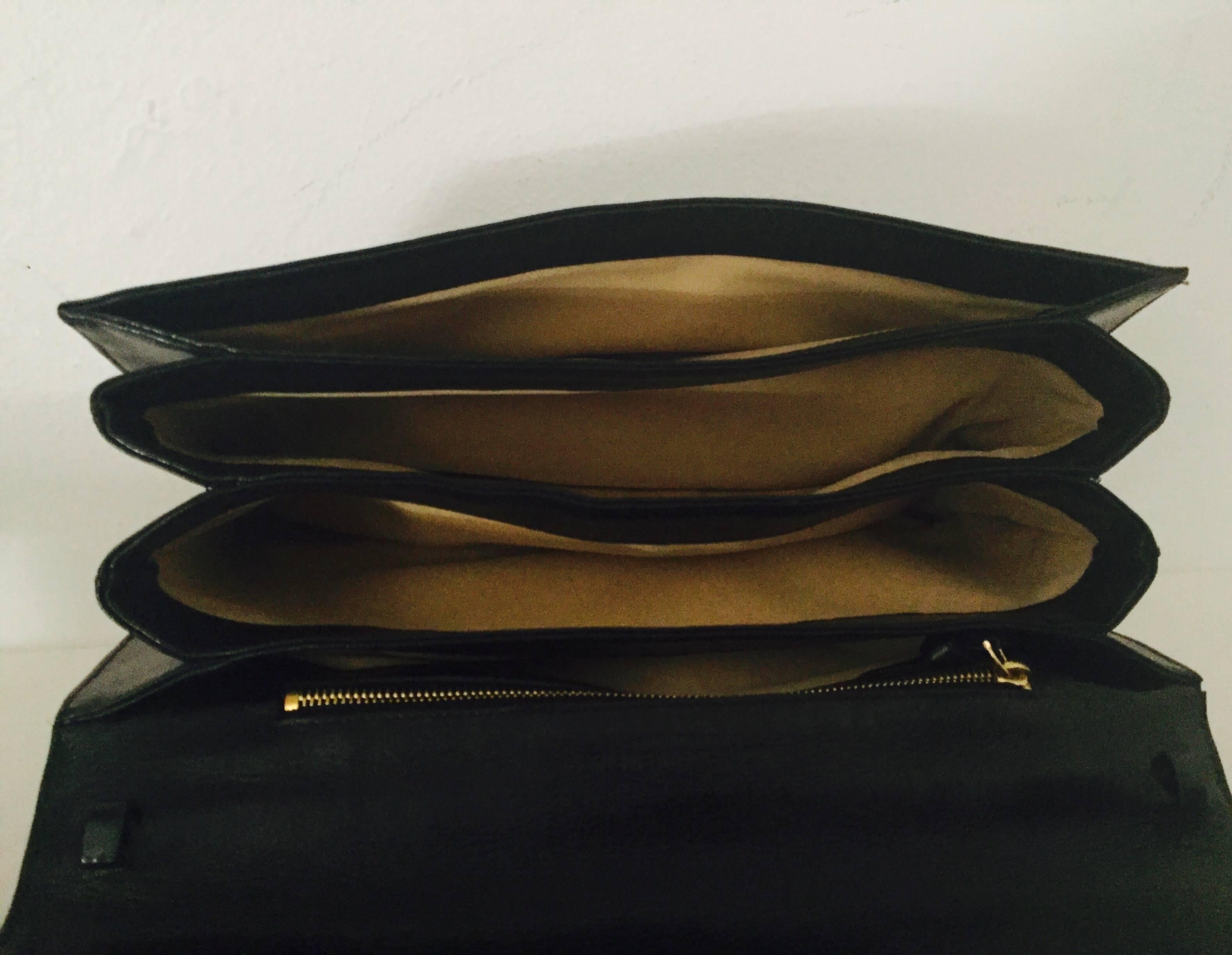 Women's Bottega Veneta Top Handle Leather Handbag For Sale