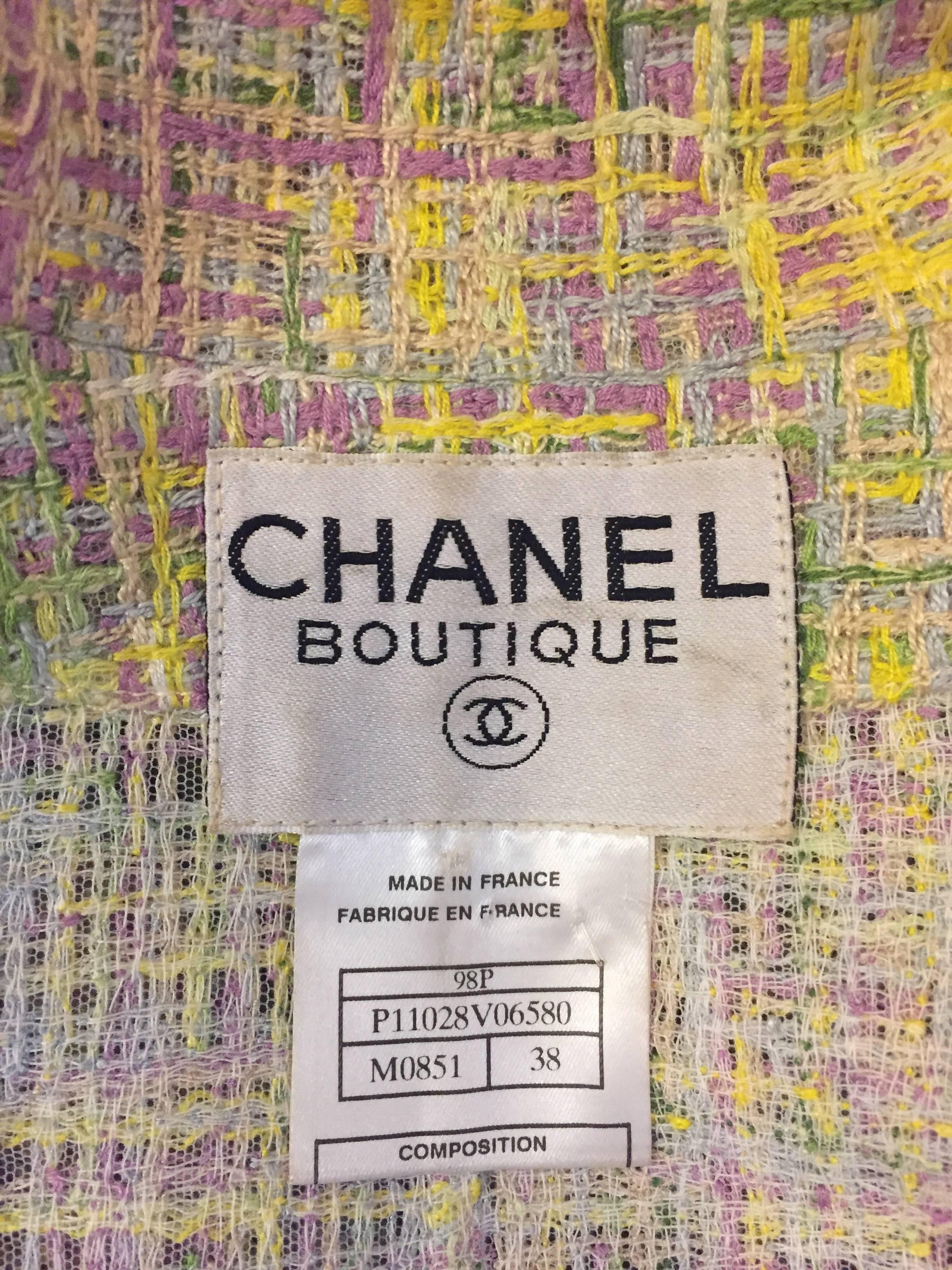Women's Cherished Chanel Spring Multi Colored Jacket with Three Acrylic CC Buttons For Sale