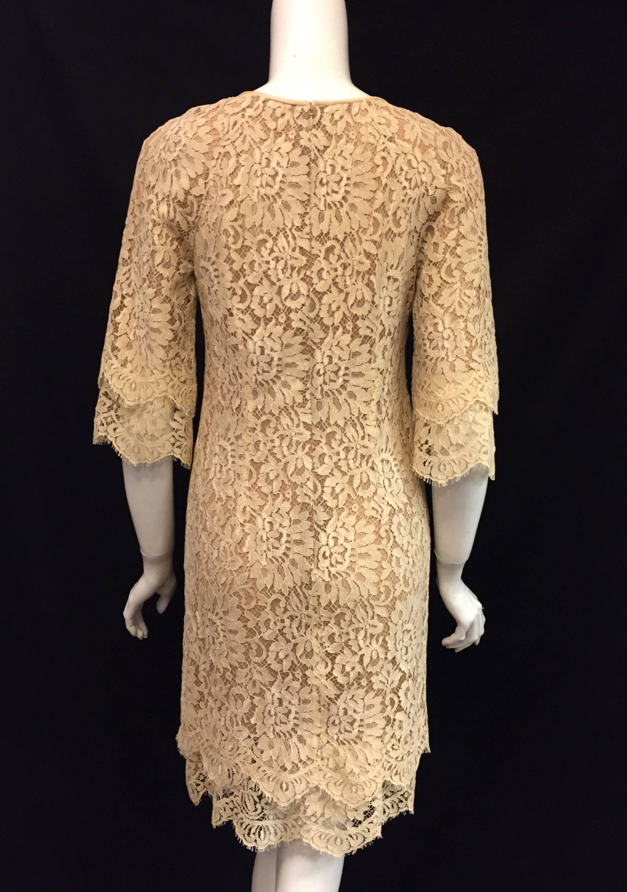 Modern Michael Kors Beige Lace Dress With Double Layer Cuffs and Hem For Sale 3