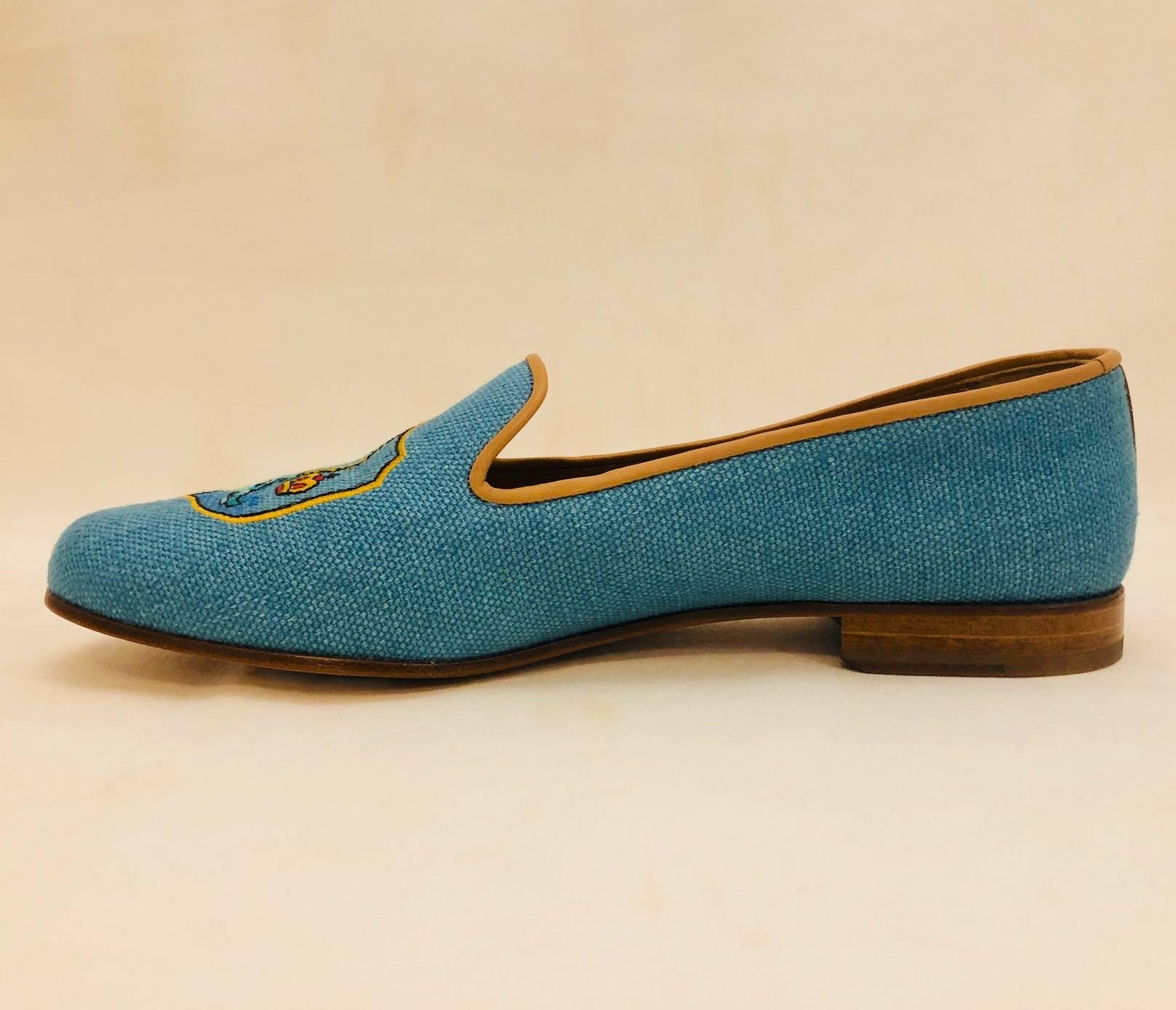 Striking Stubbs & Wootton Turquoise Needlepoint Serpent & Crown Slippers  In New Condition For Sale In Palm Beach, FL