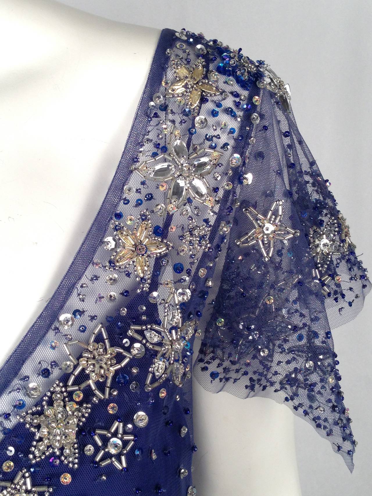 Bellville Sassoon Embellished Midnight Blue Tulle & Silk Star Studded Gown In New Condition For Sale In Palm Beach, FL