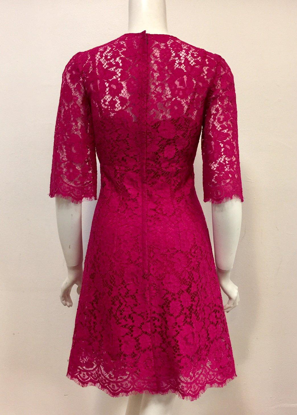  Dolce & Gabbana Rose Pink Lace Dress With Full Satin & Lace Slip 38 EU In Excellent Condition For Sale In Palm Beach, FL