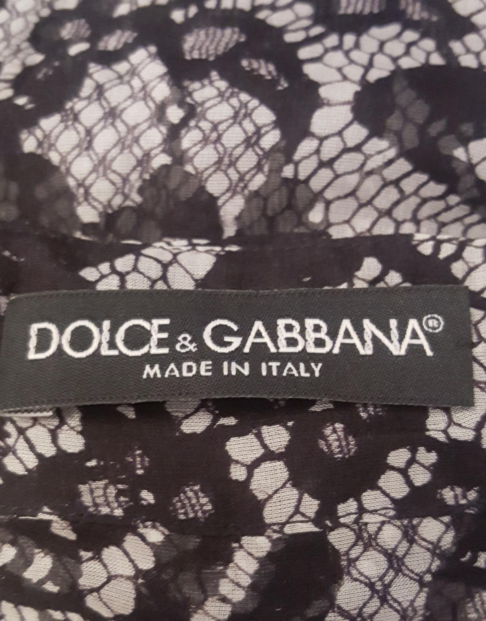 Dolce & Gabbana Black & White Floral Print Long Sleeve Silk Blouse W/ Sash  For Sale 1