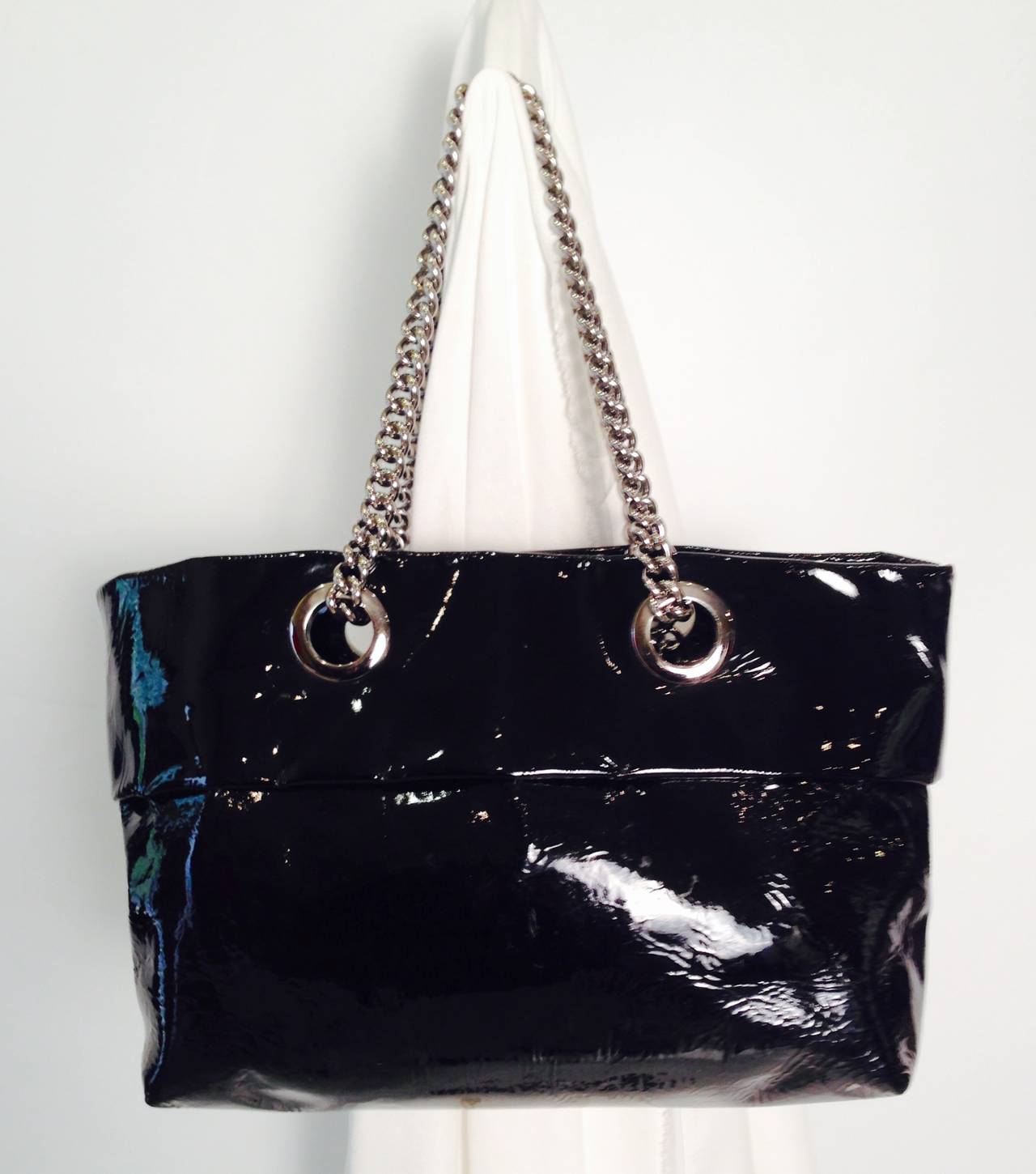 bag with silver chain