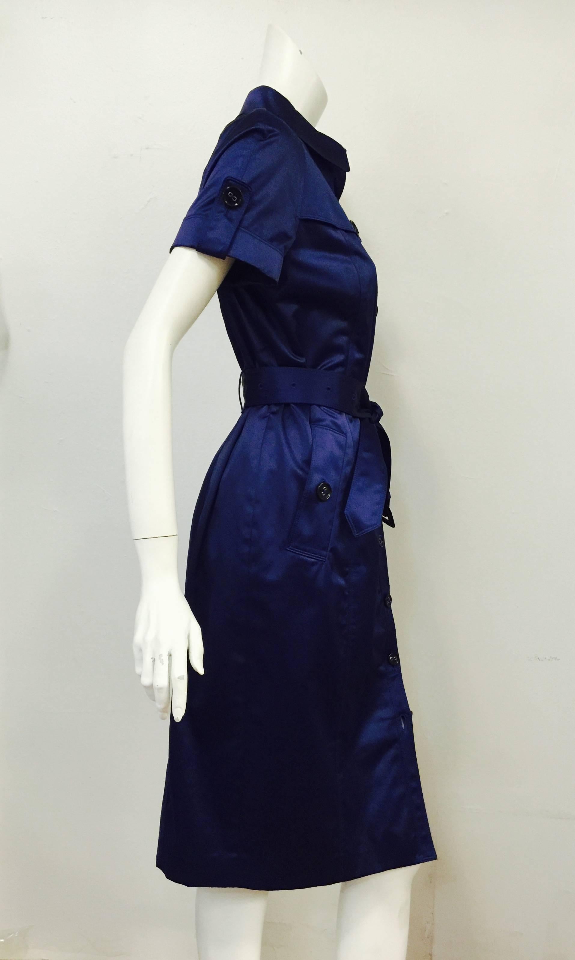 Burberry Dark Cobalt Blue Cotton Blend Short Sleeve Coat Dress  For Sale 2