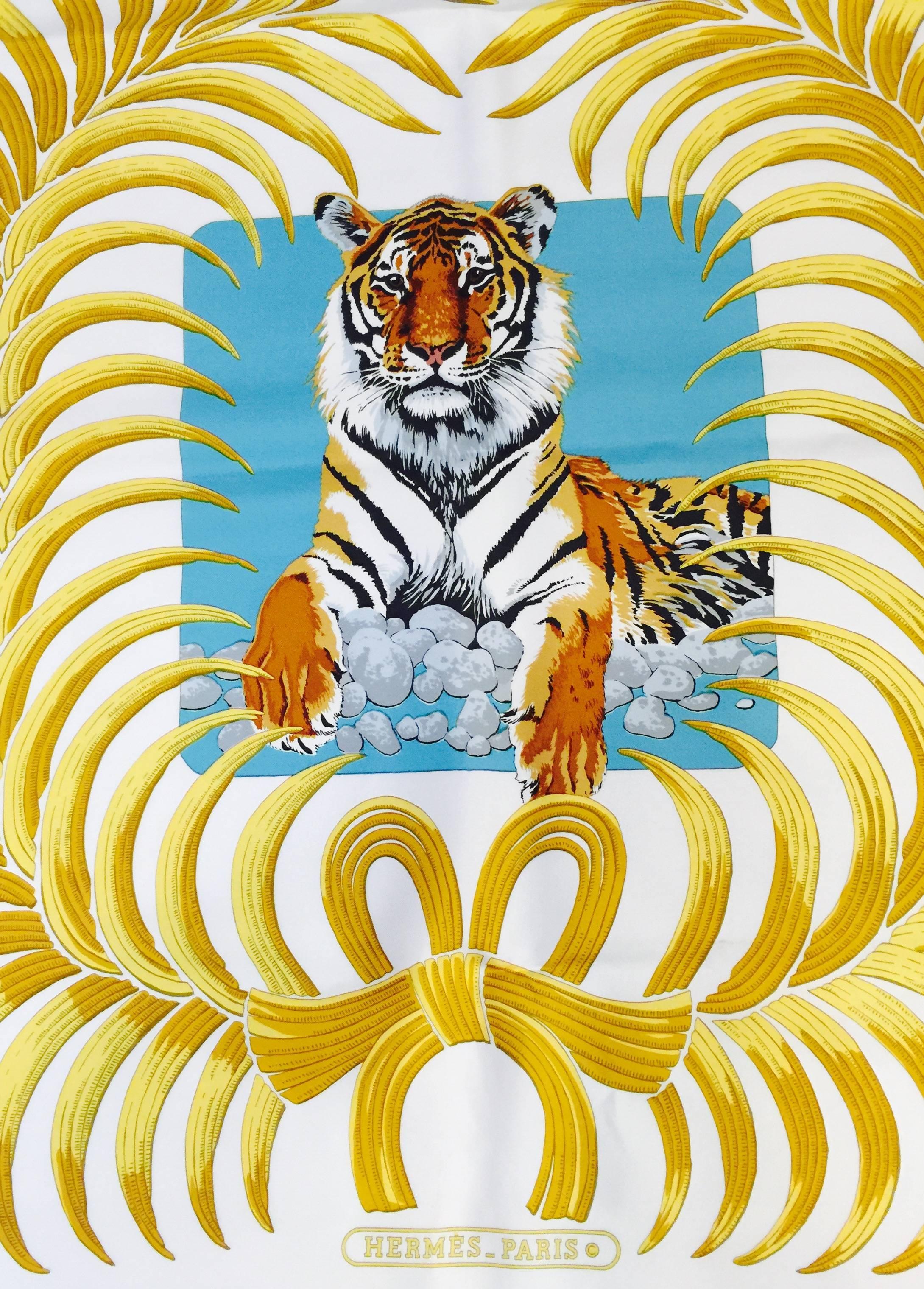 Foulard vintage Tigre Royal d'Hermès par Christiane Vauzelles, 1977 Excellent état à Palm Beach, FL