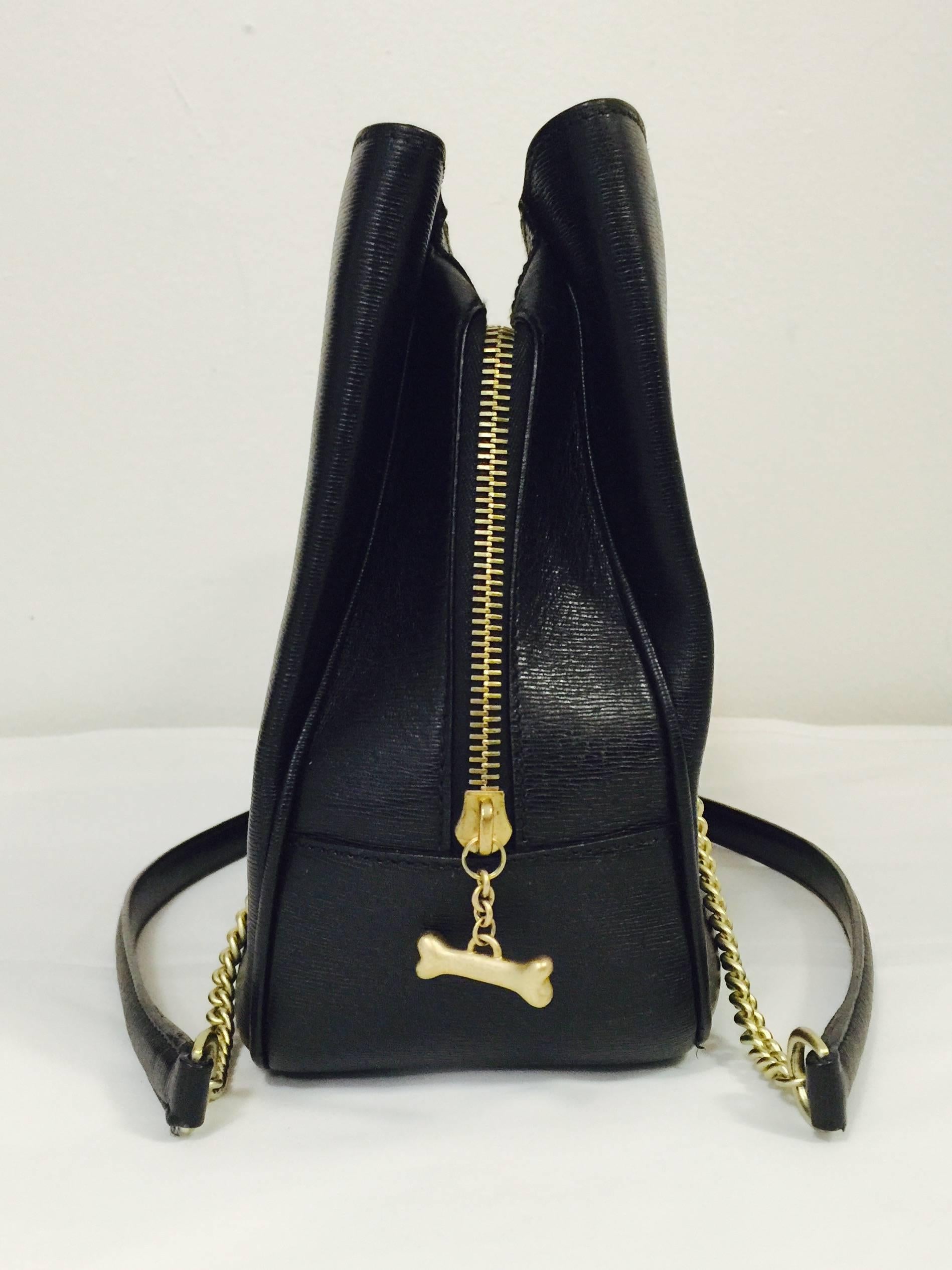 Women's 1990s Barry Kieselstein Cord Textured Leather Shoulder Bag With Pug Charm For Sale