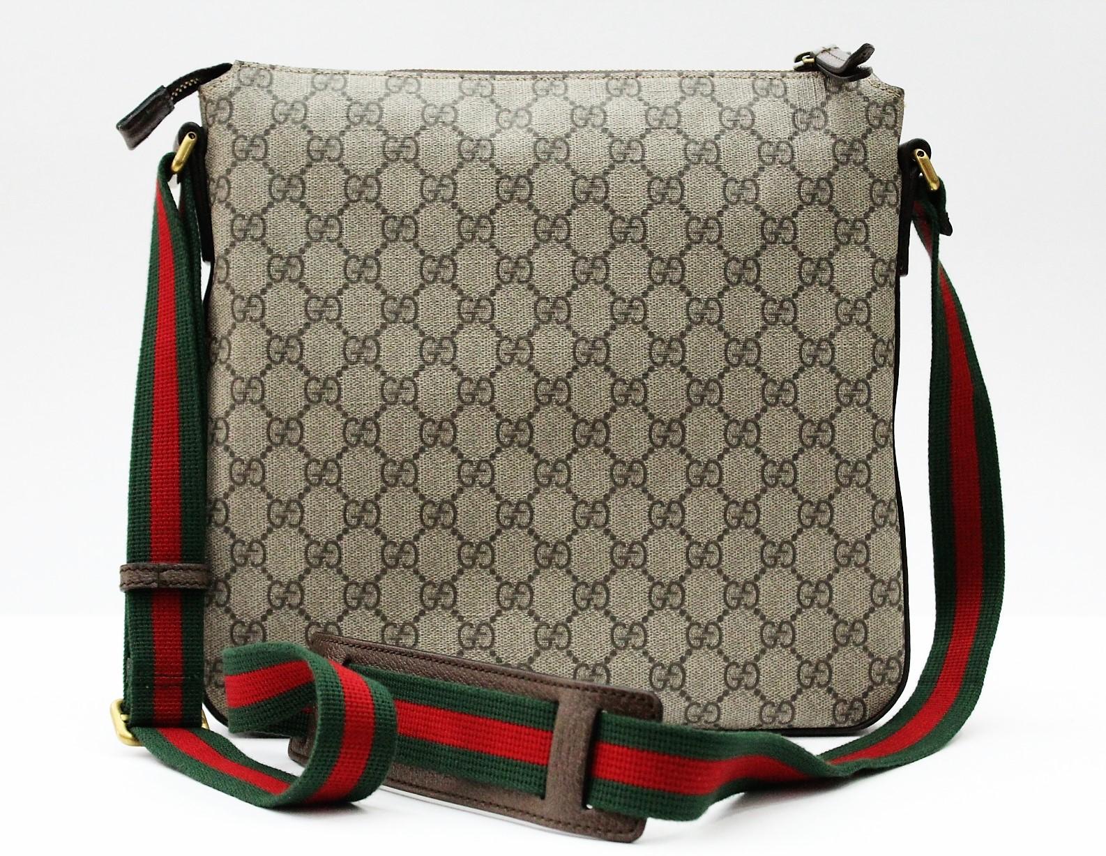 gucci courrier gg supreme messenger bag