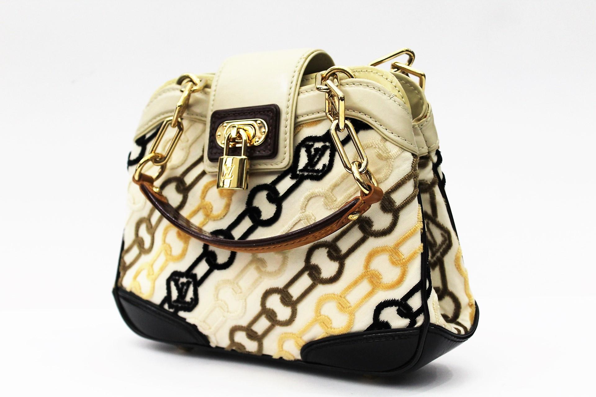 Women's LOUIS VUITTON Limited Edition Charms Velvet Chains Mini Linda Bag