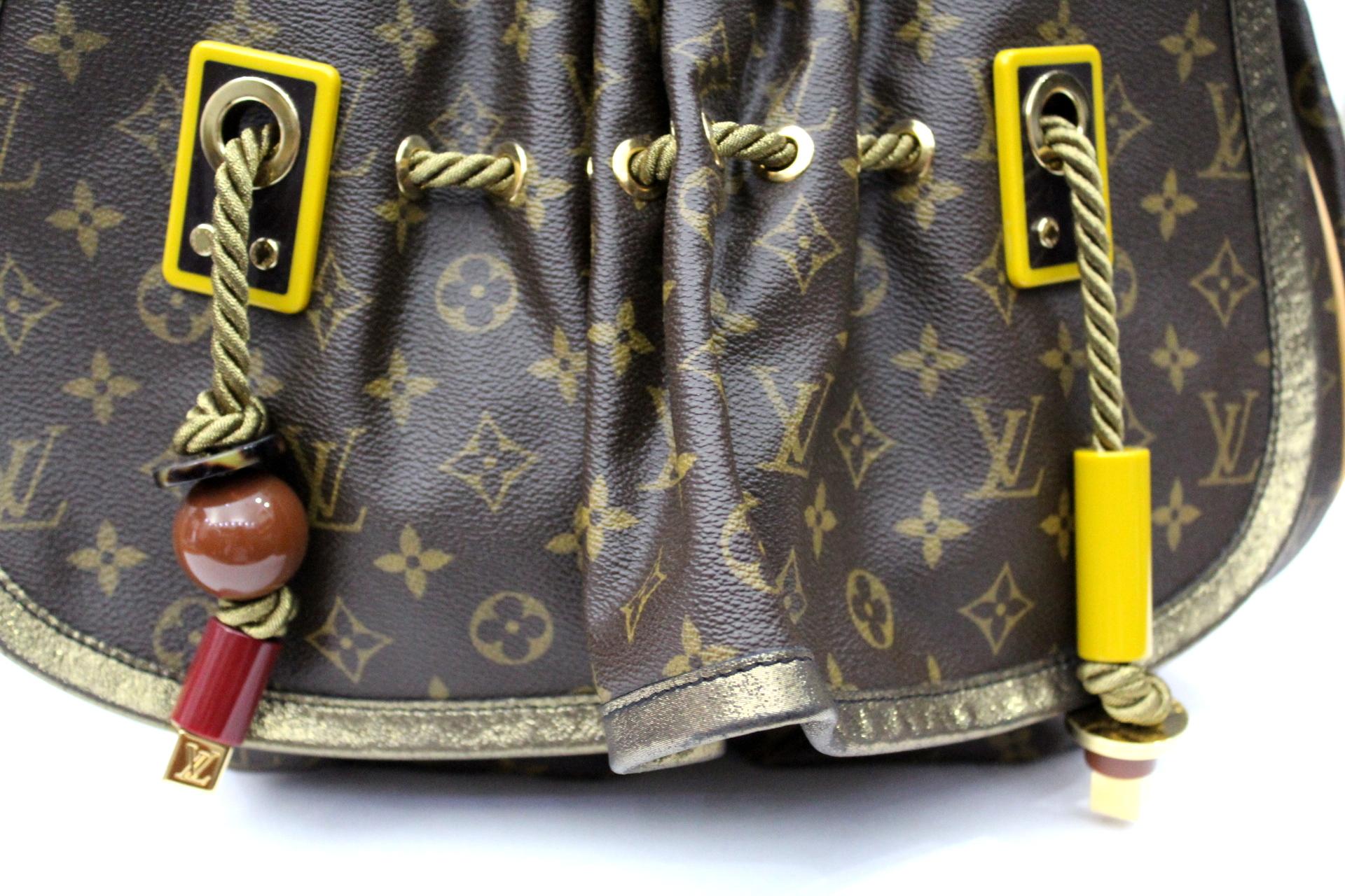 2009s Louis Vuitton Kalahari Shoulder Bag Limited Edition 3