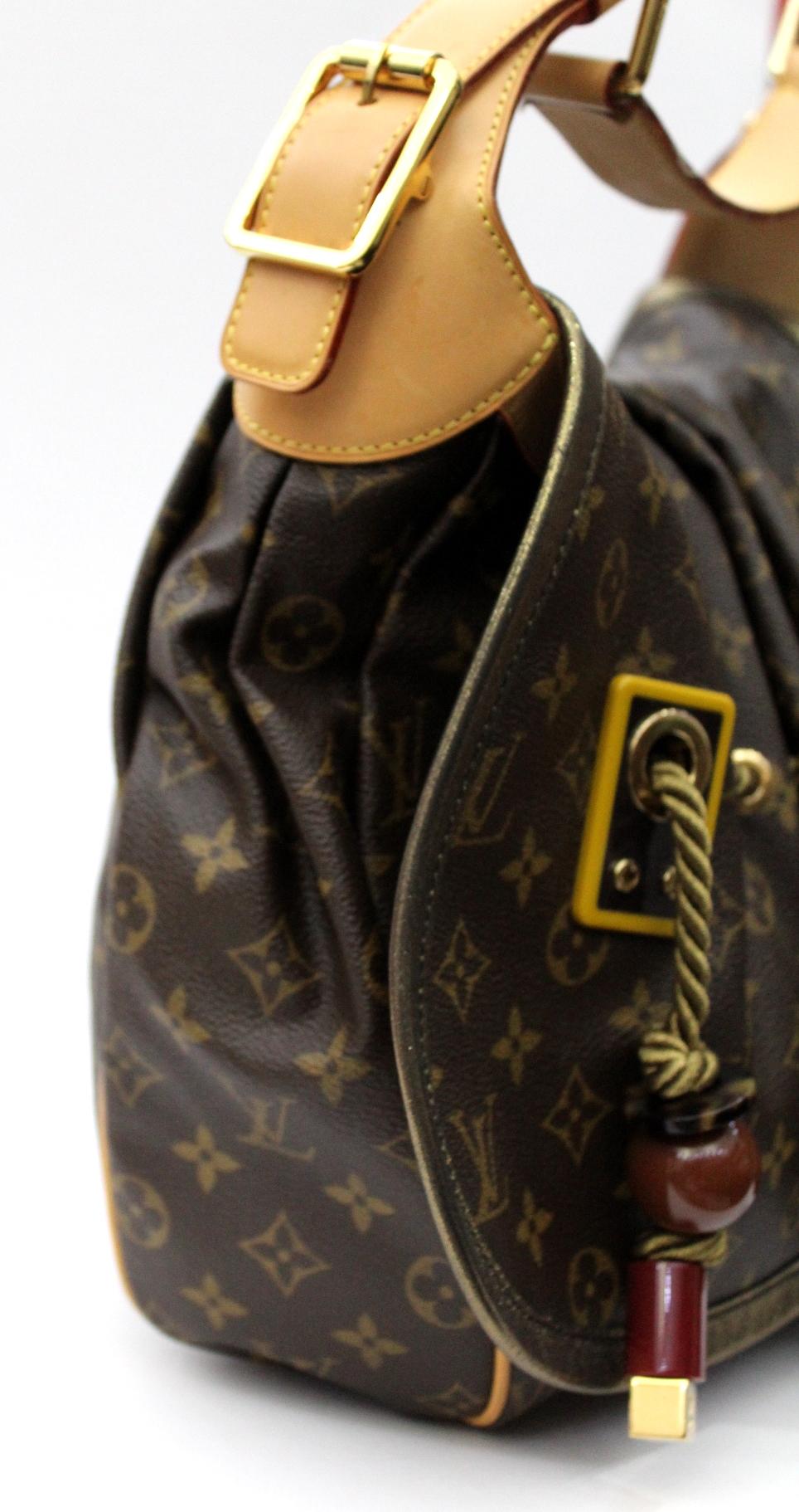 2009s Louis Vuitton Kalahari Shoulder Bag Limited Edition 6