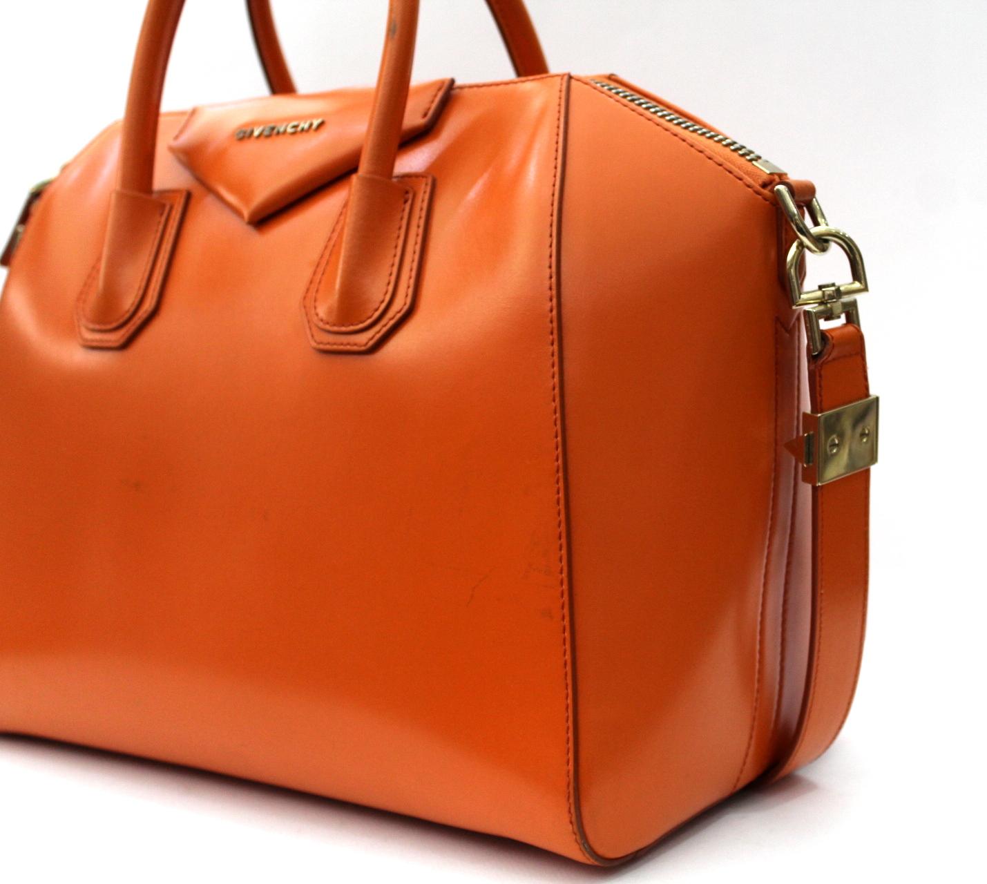 Women's Givenchy Sugar Goatskin Leather Medium Antigona Bag
